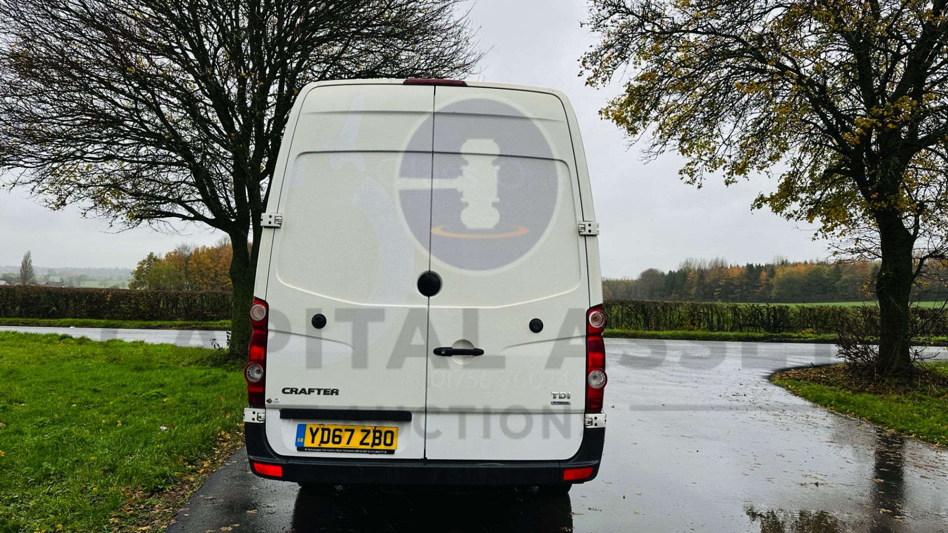 VOLKSWAGEN CRAFTER CR35 *LWB - GAH REFRIGERATED VAN* (2018 - EURO 6) 2.0 TDI 'BLUEMOTION' (1 OWNER) - Image 11 of 37