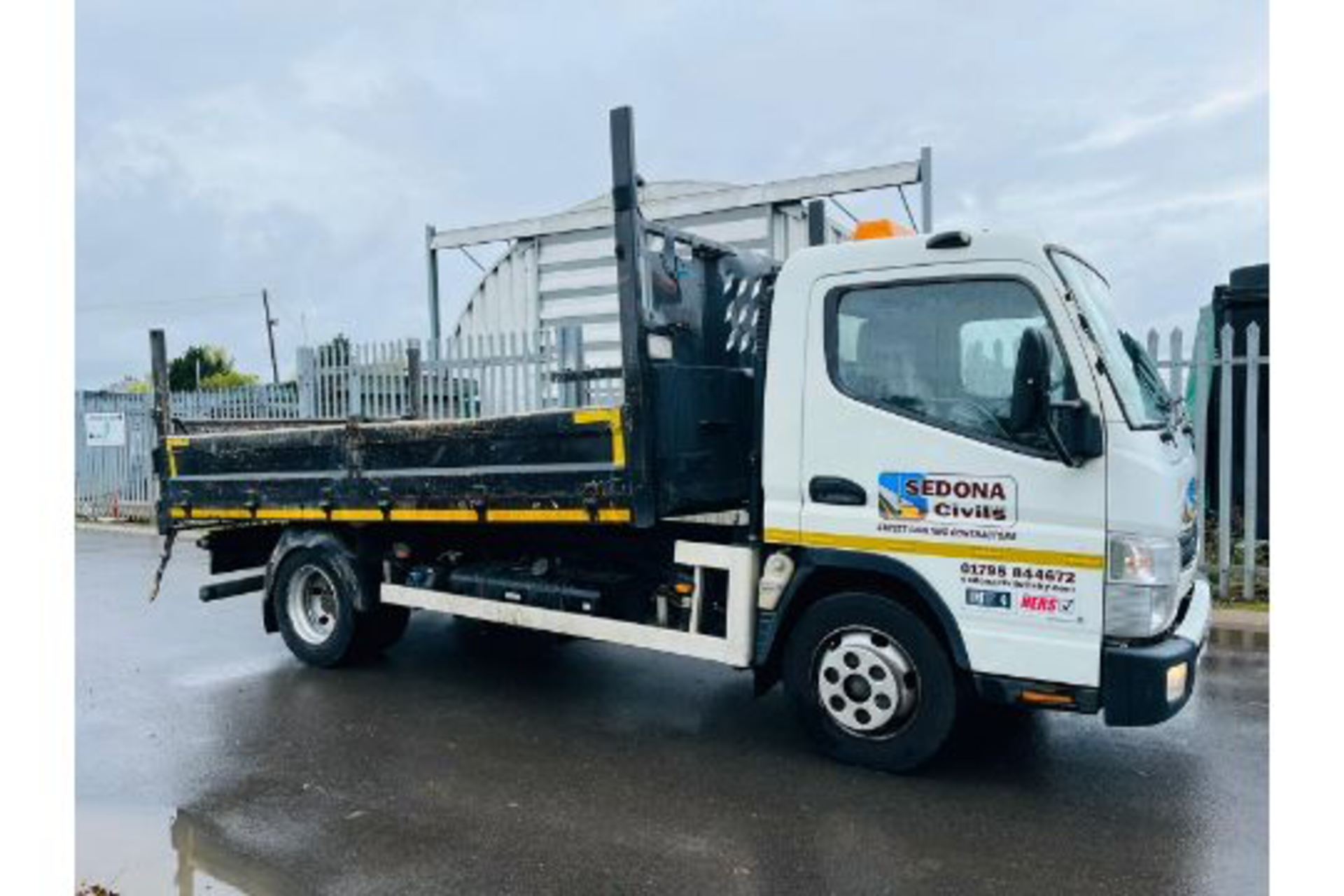 MITSUBISHI FUSO 7C15 7.5 TONNE TIPPER (2017 REG) EURO 6 - LOW MILES - 1 OWNER - MANUAL GEARBOX - FSH