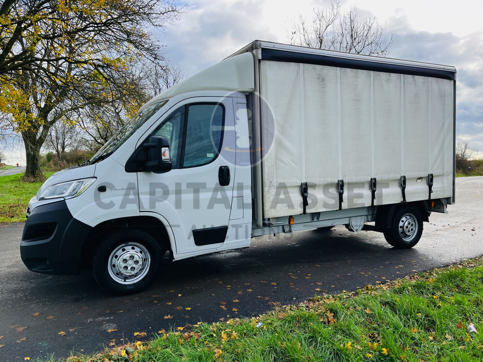 (ON SALE) FIAT DUCATO 2.3 MULTIJET (2019 MODEL) RARE CURTAIN SIDE BODY - 1 OWNER - 360 CAMERA VIEW - Image 7 of 24