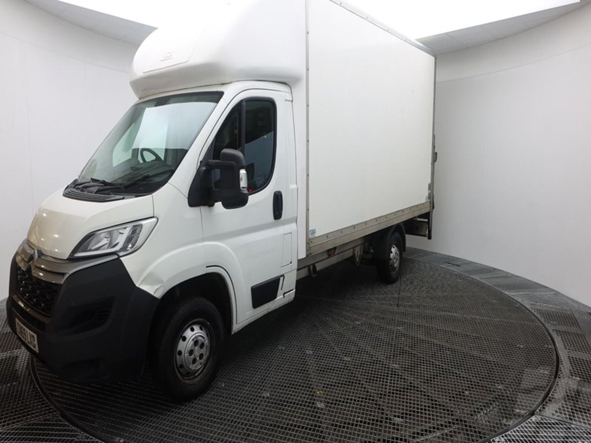 CITROEN RELAY 2.0HDI"160"LONG WHEEL BASE LUTON BOX VAN WITH ELECTRIC TAIL-LIFT -2020 MODEL -1 OWNER
