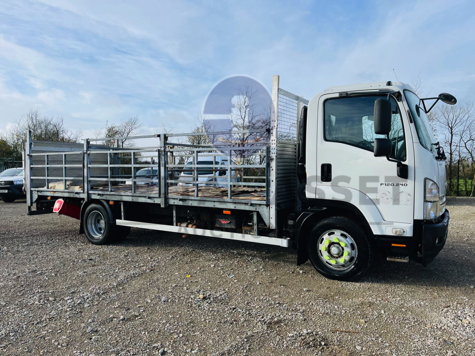 )ON SALE) ISUZU FORWARD F120.240 TRUCK (10 REG) 6 SPEED MANUAL GEARBOX - REAR SPRINGS - NO VAT!