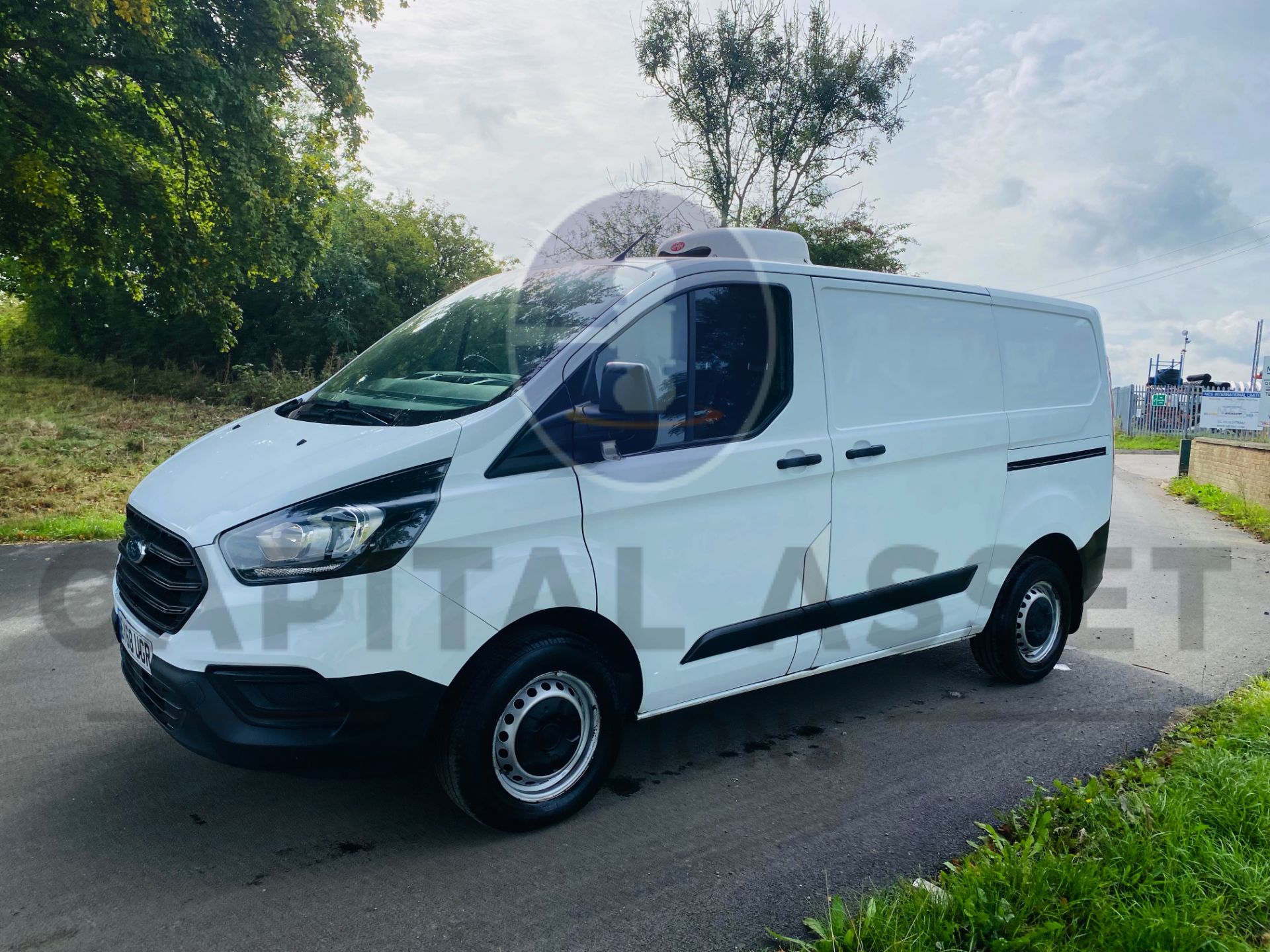 (ON SALE) FORD TRANSIT CUSTOM *GAH REFRIGERATED VAN* (2019 - EURO 6) 2.0 TDCI - 6 SPEED (1 OWNER)