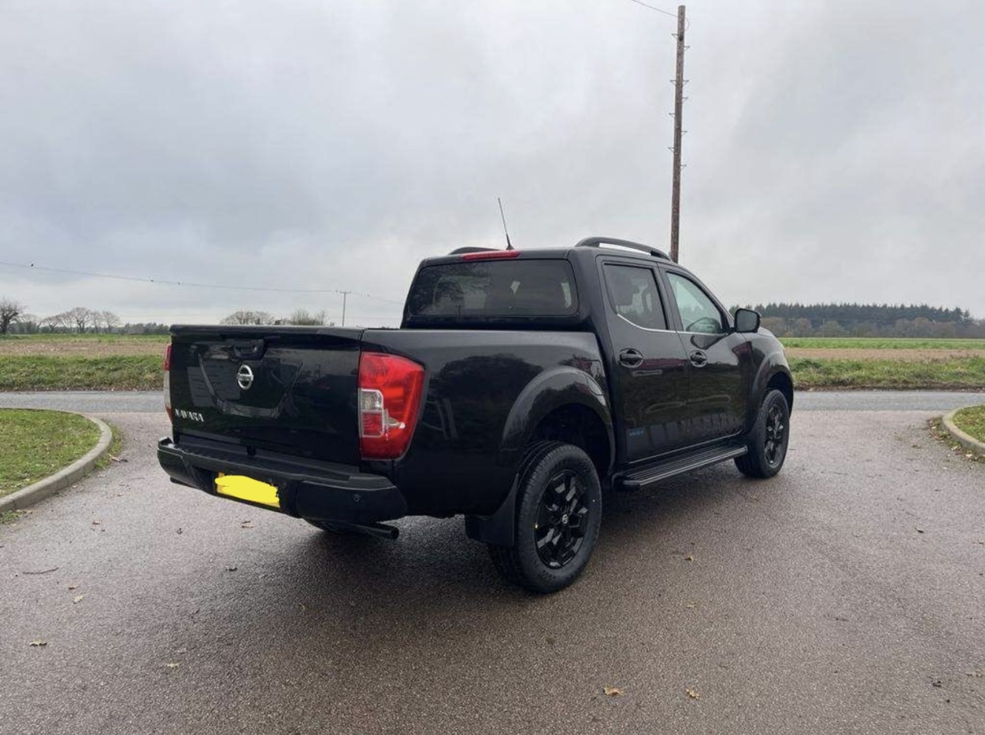 (ON SALE) NISSAN NAVARA *N-GUARD EDITION* DOUBLE CAB PICK-UP (2021-EURO 6) 2.3 DCI - (1 OWNER) - Image 7 of 16