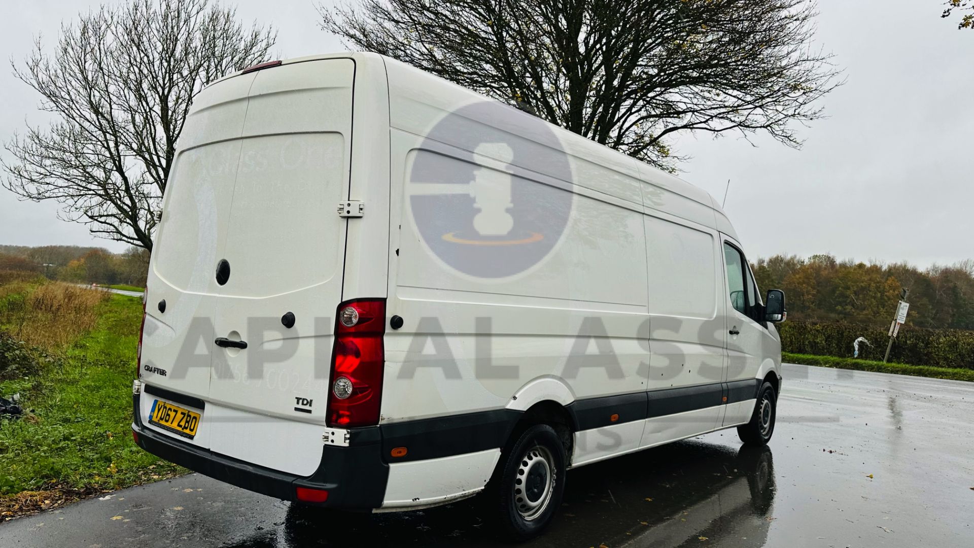 VOLKSWAGEN CRAFTER CR35 *LWB - GAH REFRIGERATED VAN* (2018 - EURO 6) 2.0 TDI 'BLUEMOTION' (1 OWNER) - Image 12 of 37