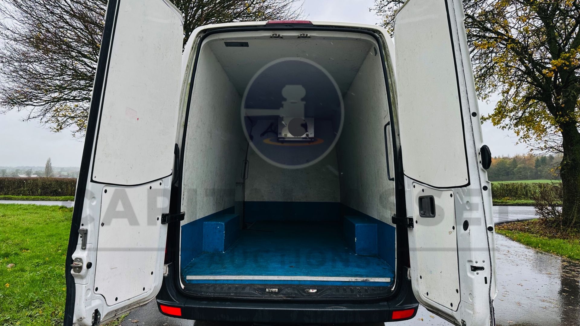 VOLKSWAGEN CRAFTER CR35 *LWB - GAH REFRIGERATED VAN* (2018 - EURO 6) 2.0 TDI 'BLUEMOTION' (1 OWNER) - Image 22 of 37