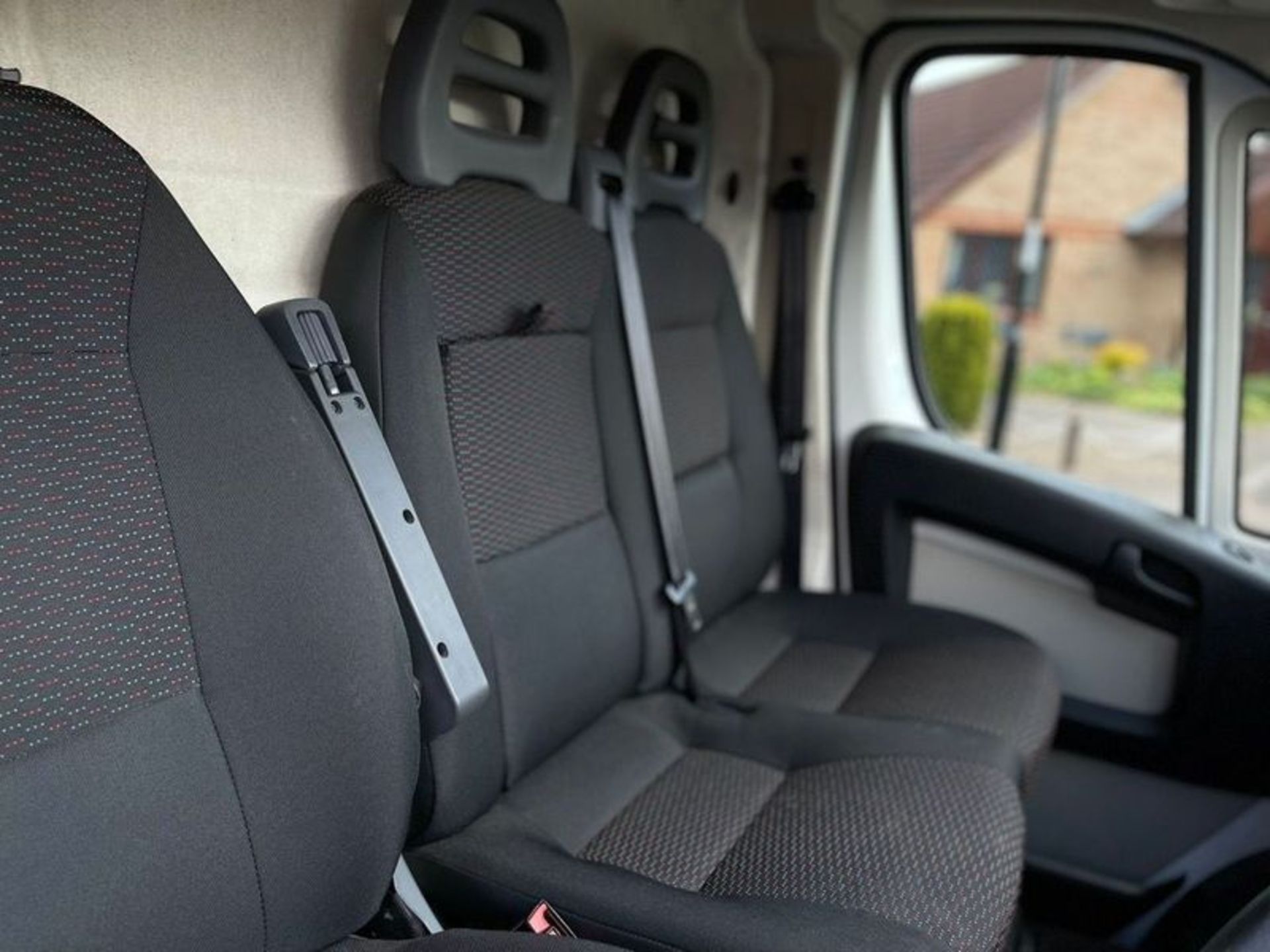 (ON SALE) CITROEN RELAY 2.0HDI (130) LWB HIGH ROOF "ENTERPRISE" - 19 REG - 1 OWNER - AIR -SAT NAV - - Image 6 of 9