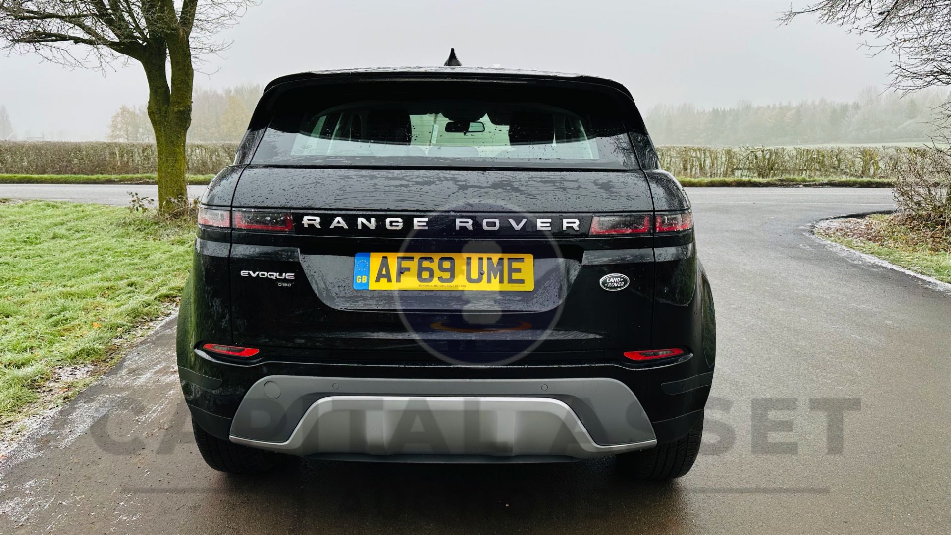 (ON SALE) RANGE ROVER EVOQUE 5 DOOR SUV (2020 - NEW MODEL) 2.0 DIESEL - EURO 6 (1 OWNER) *HUGE SPEC* - Image 11 of 44