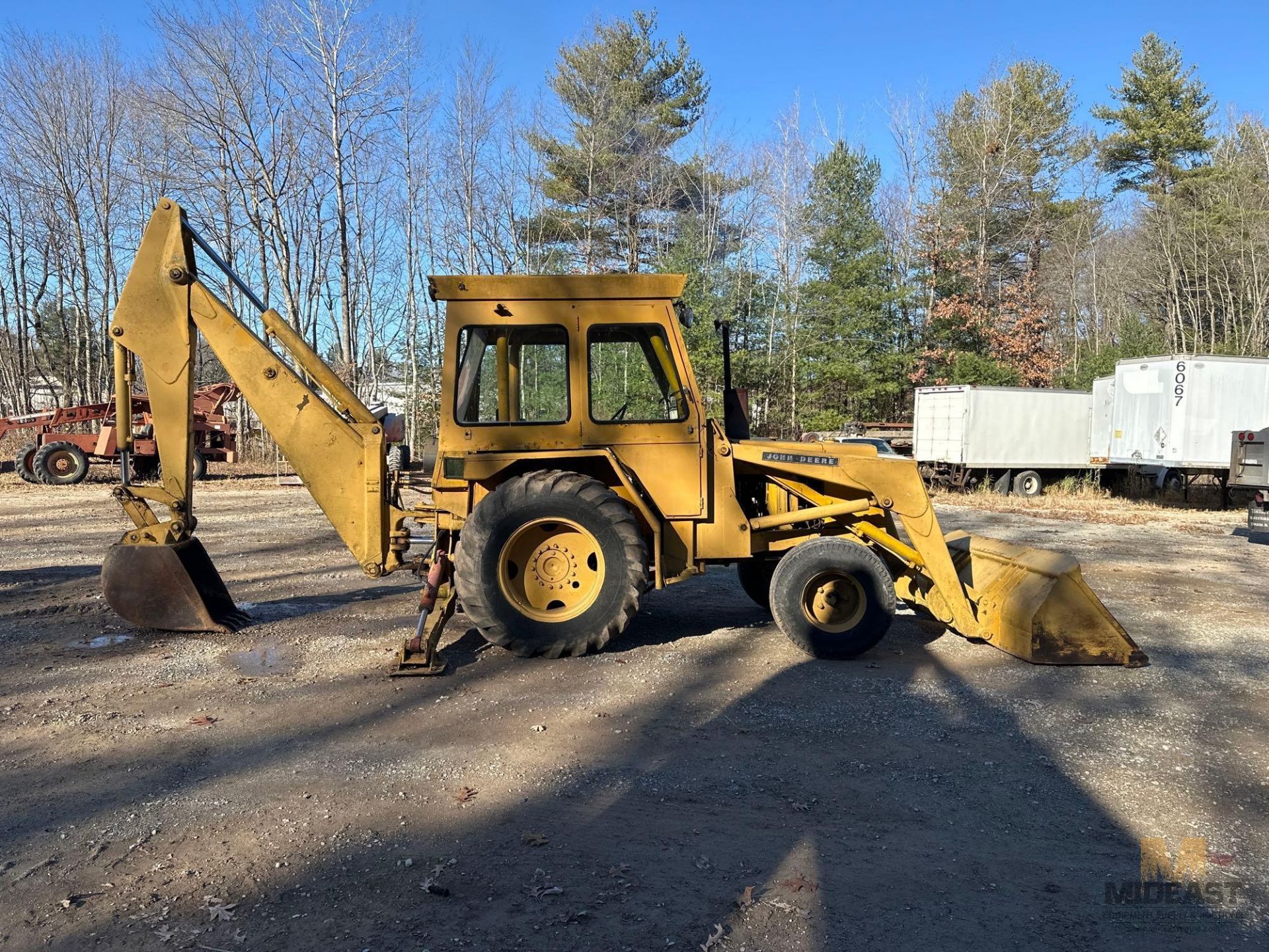 John Deere 4x2 Backhoe - Image 5 of 17