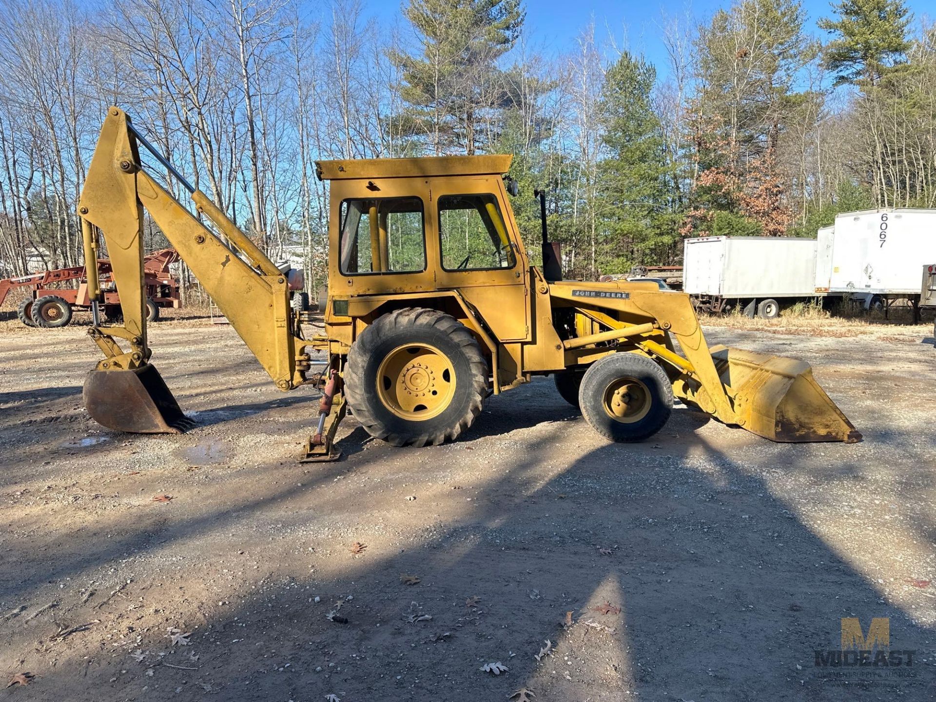 John Deere 4x2 Backhoe - Image 6 of 17