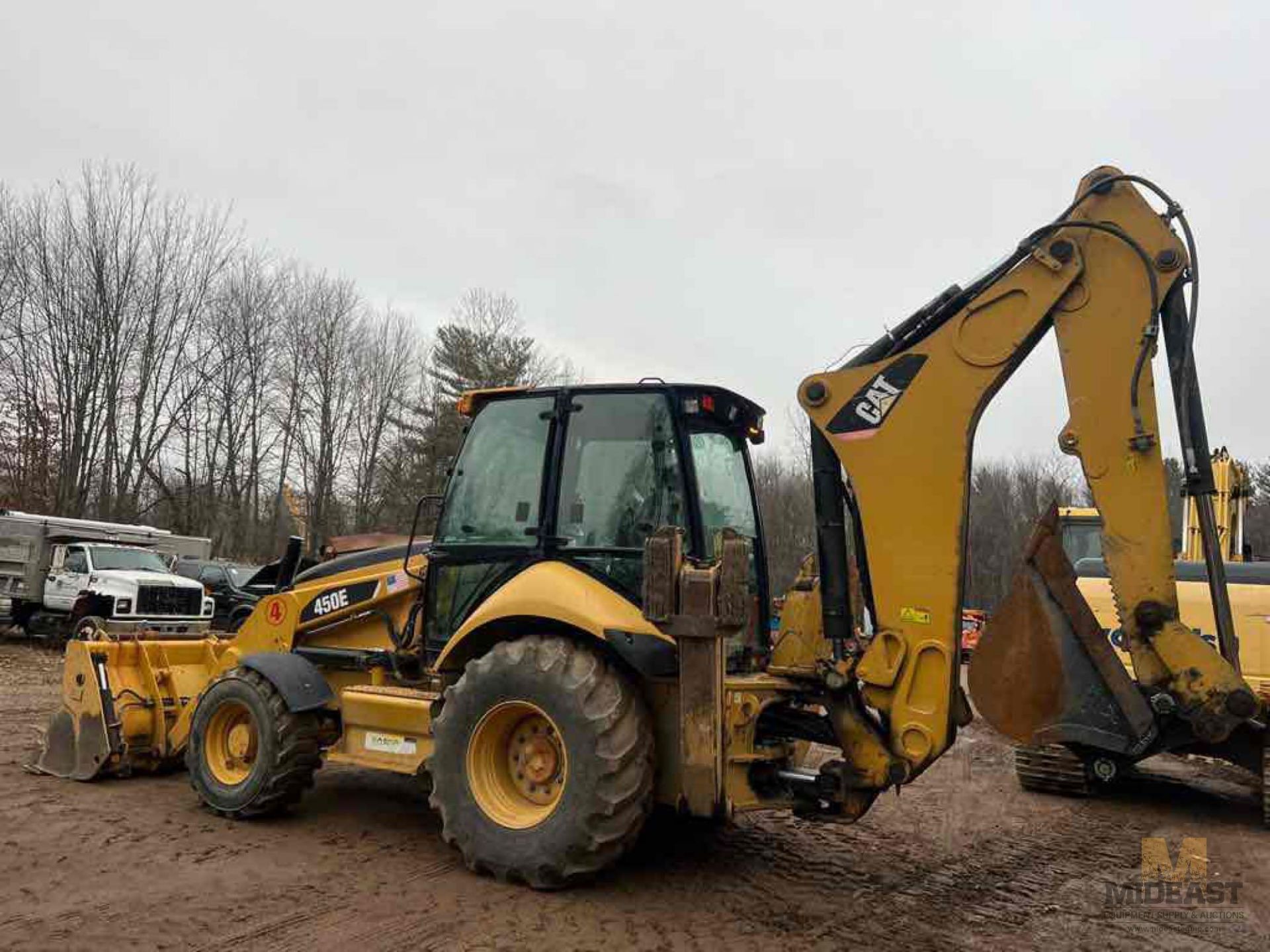 CAT 450 E Backhoe - Image 4 of 29