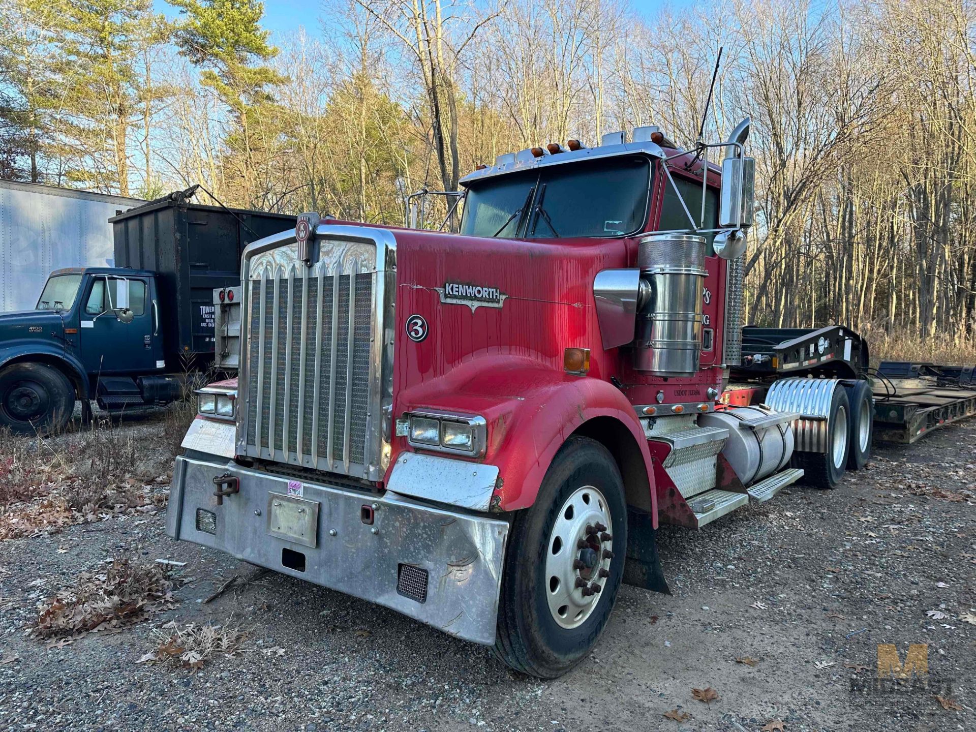 2001 Kenworth W900 Truck, VIN 1XKWDB0X51J875095