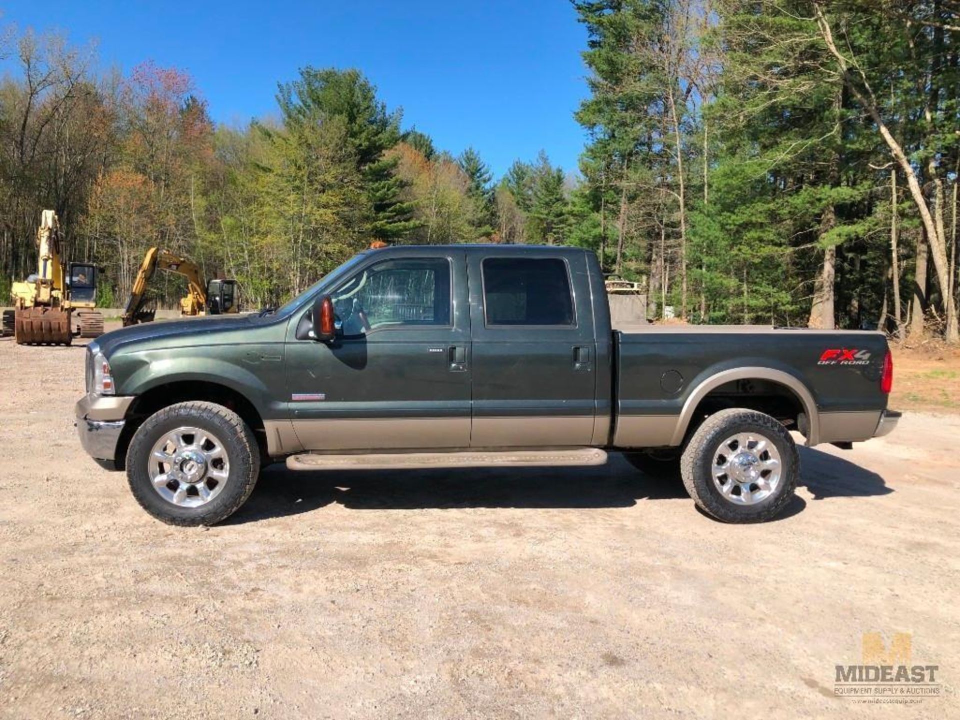 2006 Ford F-350 Pickup Truck, VIN 1FTWW31P16EB37496 - Image 2 of 18