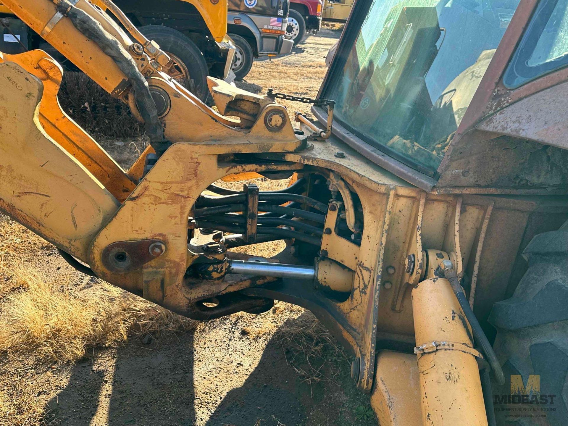 CASE 580 Super K Backhoe - Image 16 of 18