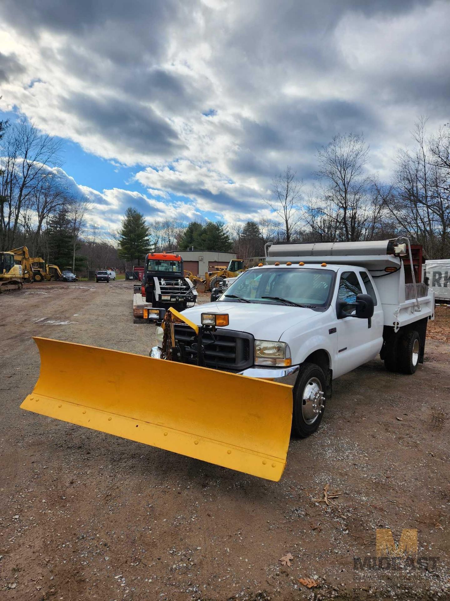 2002 Ford F-450 Dually Dump Truck