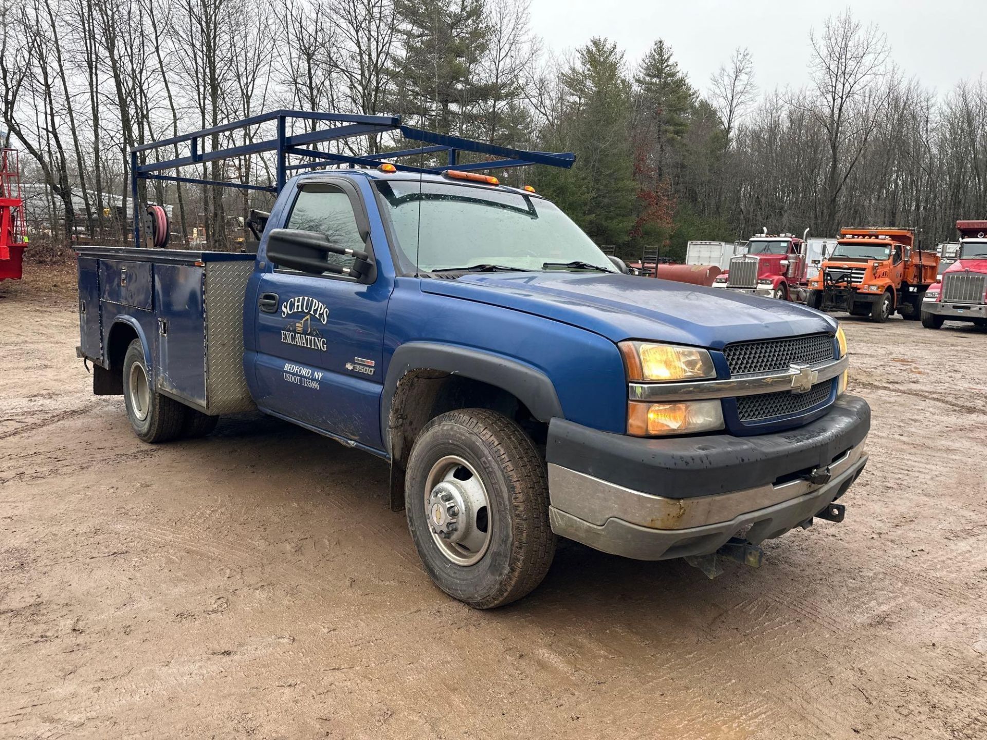 2003 Chevy Silverado 3500 utility truck - Image 7 of 11