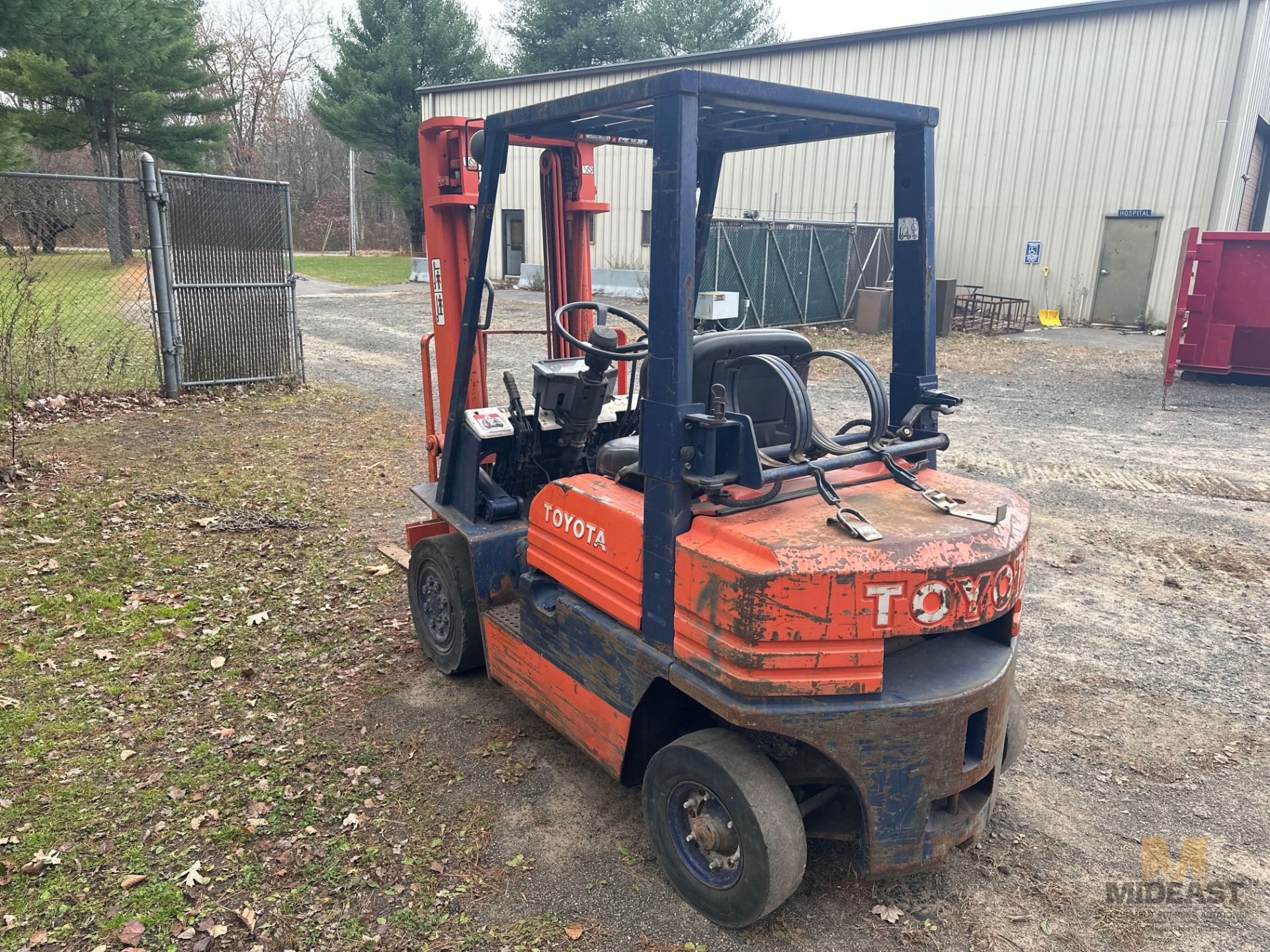 Toyota Forklift - Image 3 of 9