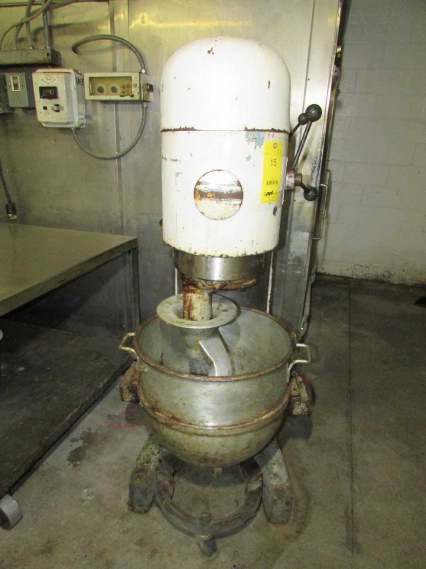 Hobart M-802 80 Quart Commercial Mixer. 20" Diameter x 18" Mixing Bowl, 2HP 220V 60Hz 3PH. S/N- 1837 - Image 2 of 9