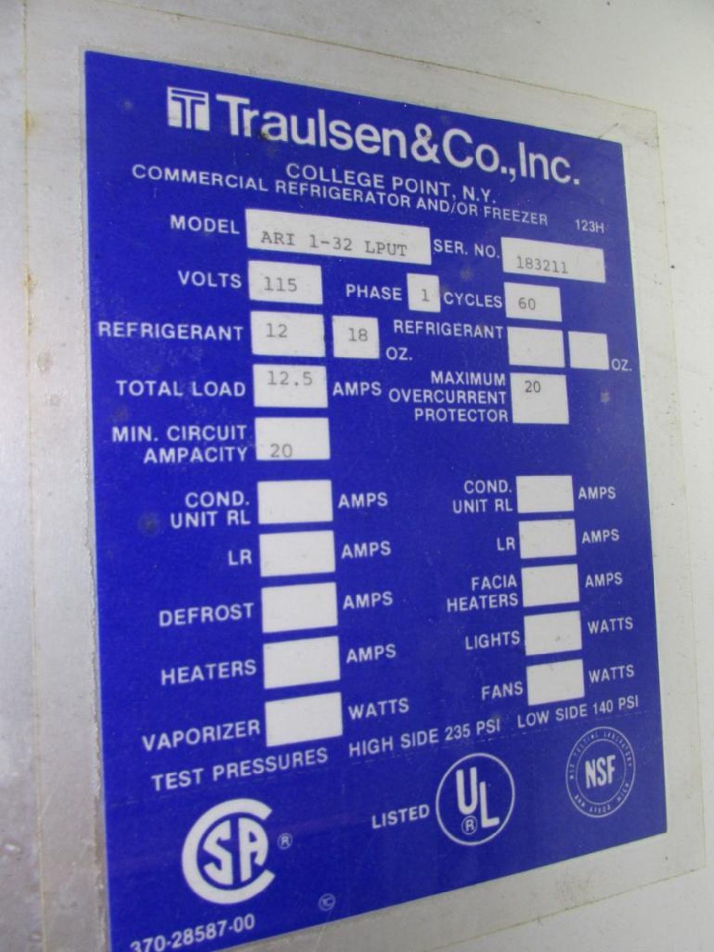 Traulsen & Co. ARI 1-32 LPUT Commercial Refrigerator. Approx. 30"x28"68" Chamber, 115V 60Hz 1PH. S/N - Image 5 of 5