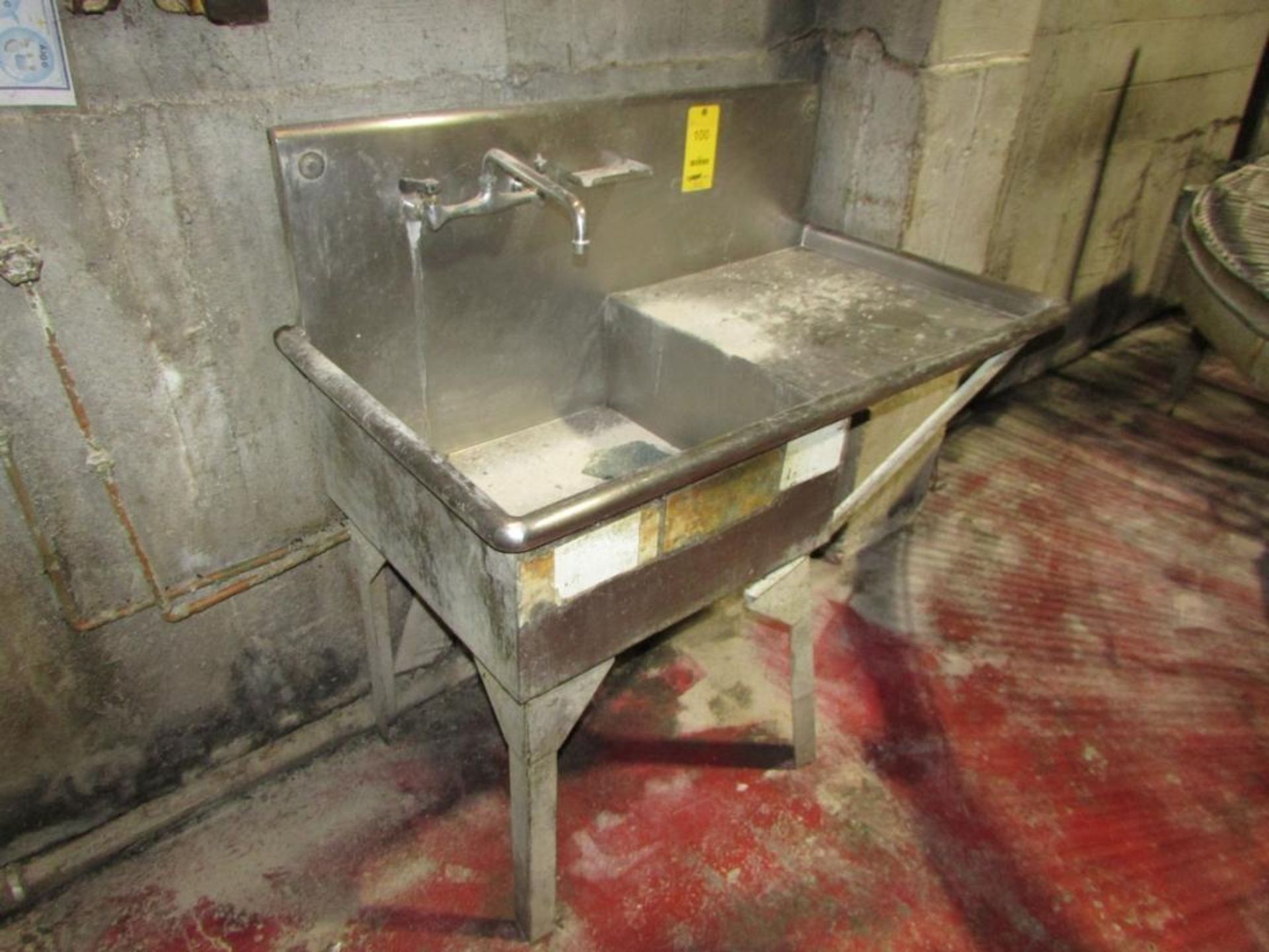 Stainless Steel Sink. 24"x24"x9" Wash Basin, 24"x22" Counter