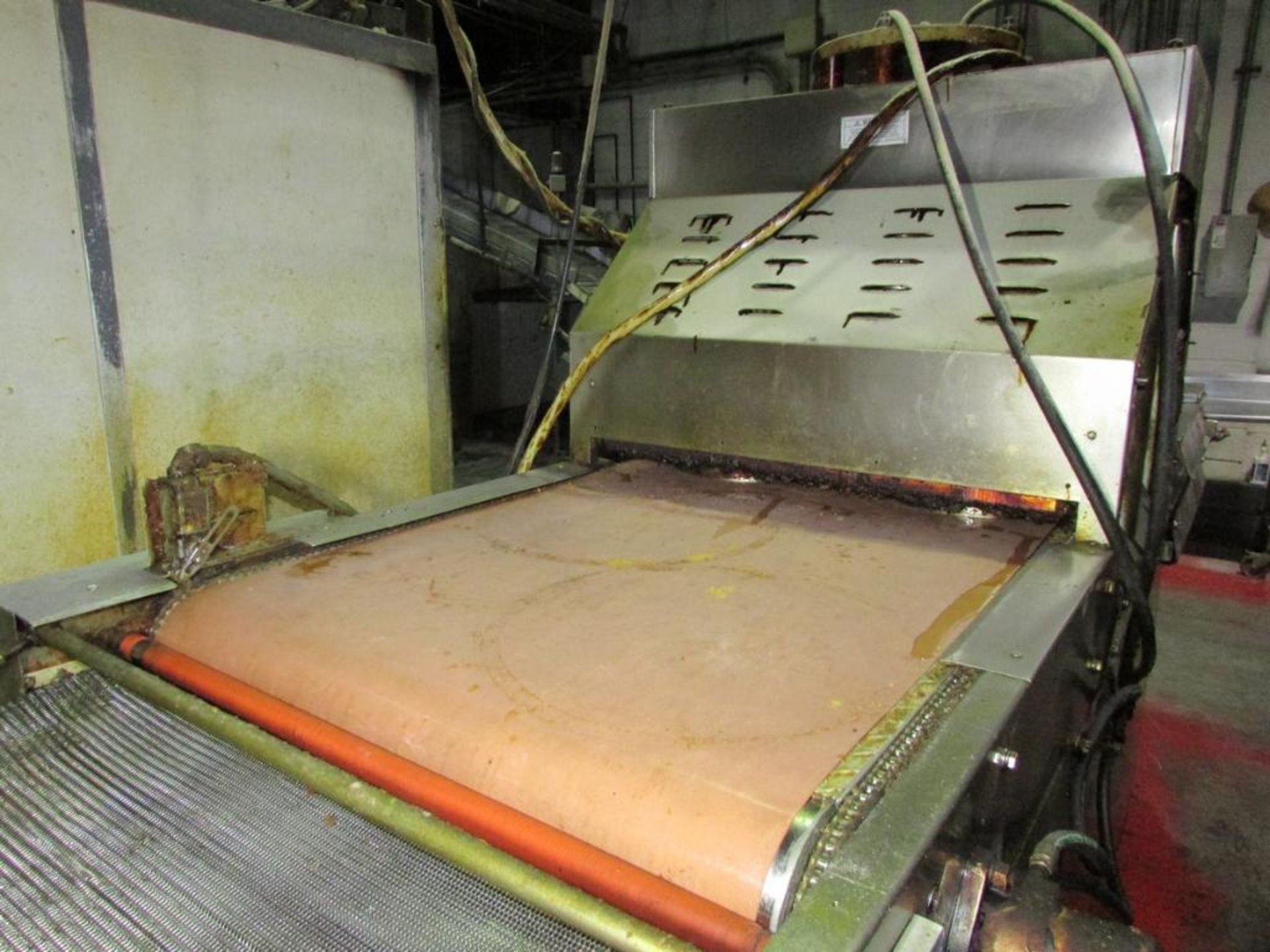LOT: AM Mk32 Pizza Press, 32"x32" Pizza Dies, 10'x32" Conveyor (LOT SUBJECT TO ENTIRETY BID LOT 52) - Image 9 of 16