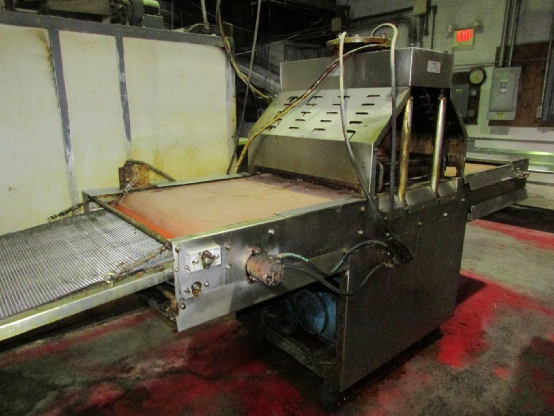 LOT: AM Mk32 Pizza Press, 32"x32" Pizza Dies, 10'x32" Conveyor (LOT SUBJECT TO ENTIRETY BID LOT 52) - Image 8 of 16