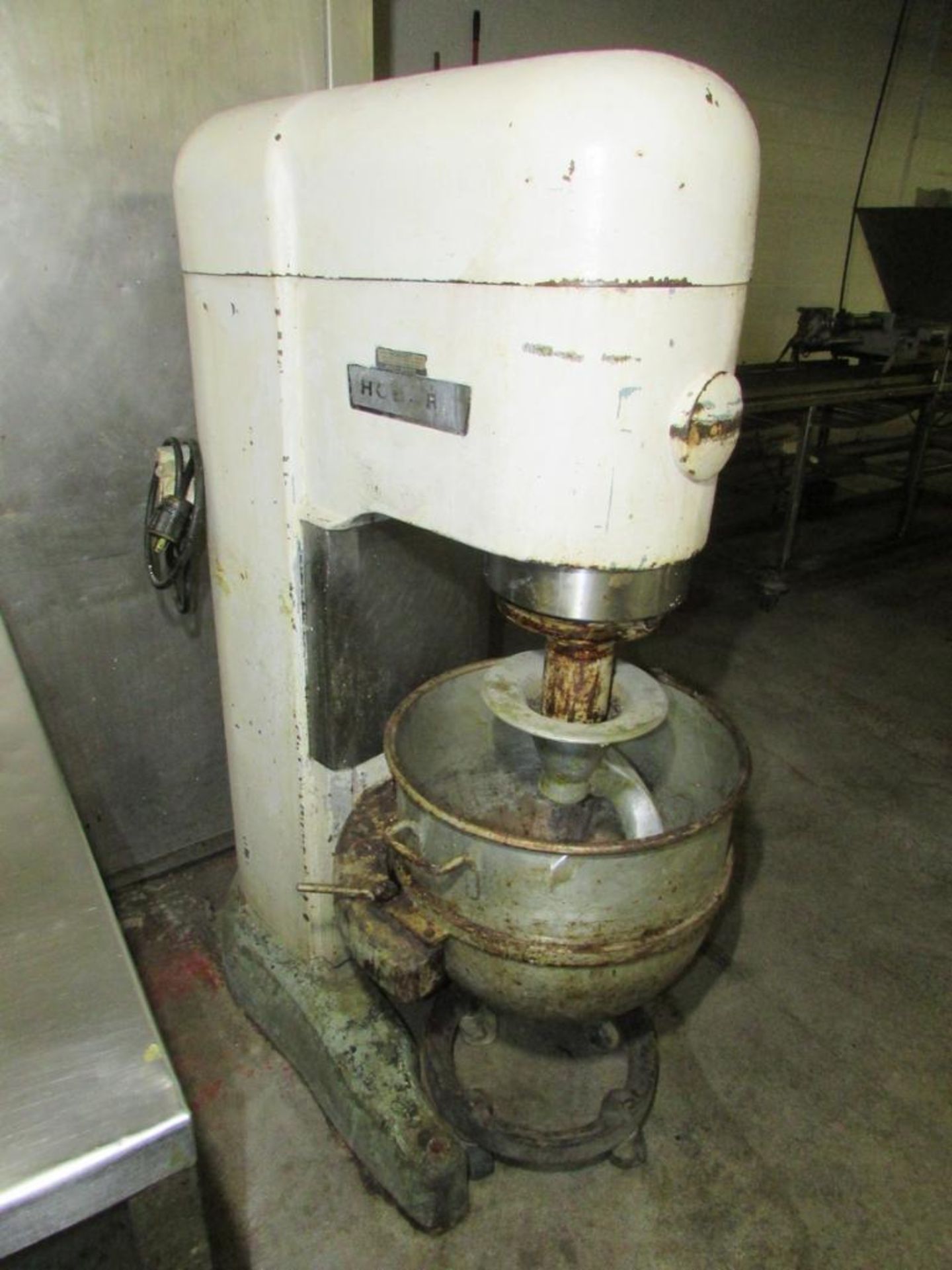 Hobart M-802 80 Quart Commercial Mixer. 20" Diameter x 18" Mixing Bowl, 2HP 220V 60Hz 3PH. S/N- 1837 - Image 3 of 9