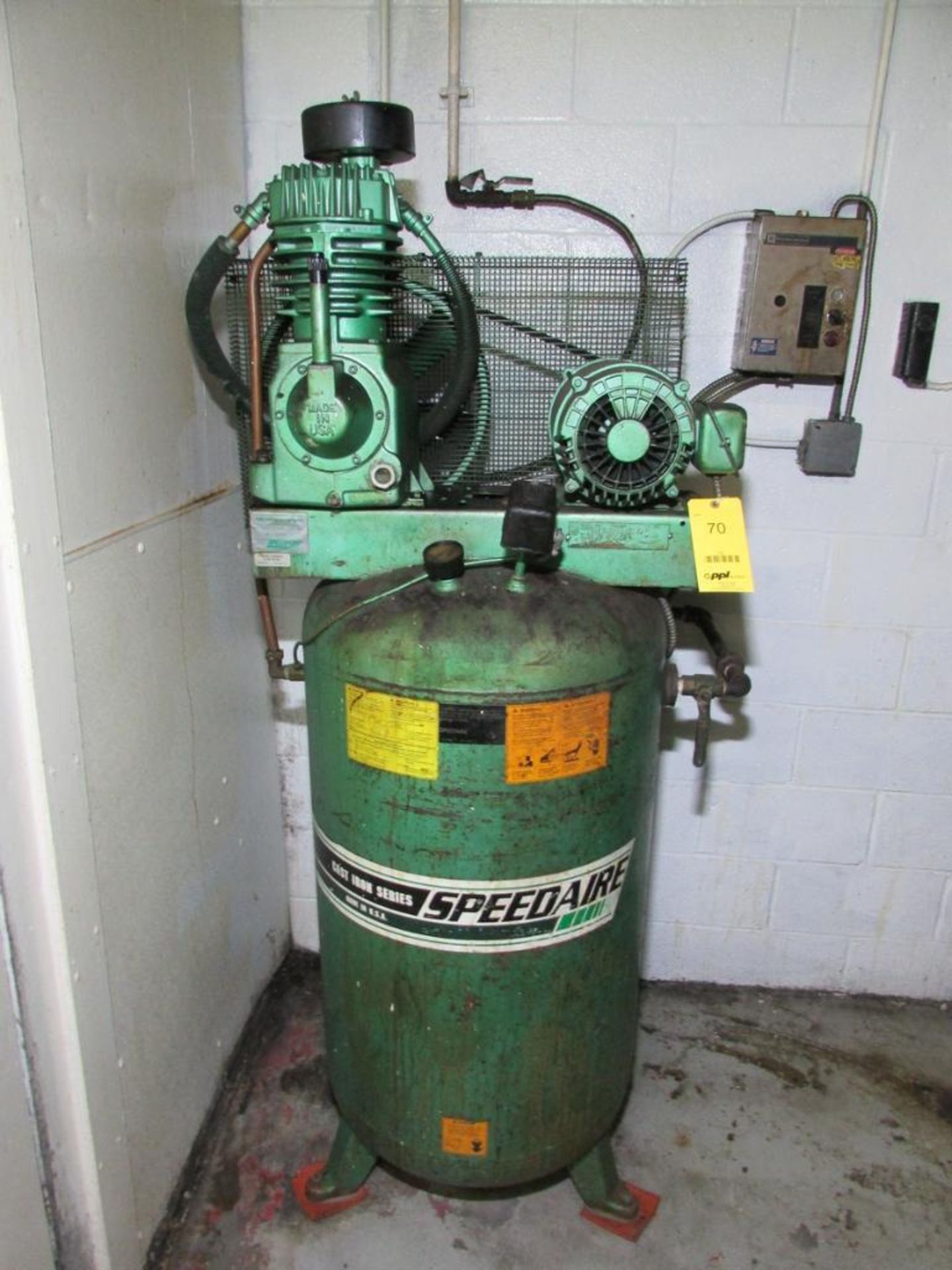 Speedaire 5Z399B-2 5HP Vertical Tank Mounted Air Compressor. 208-230/460V 3PH. S/N- 100693L-938713 - Image 2 of 5