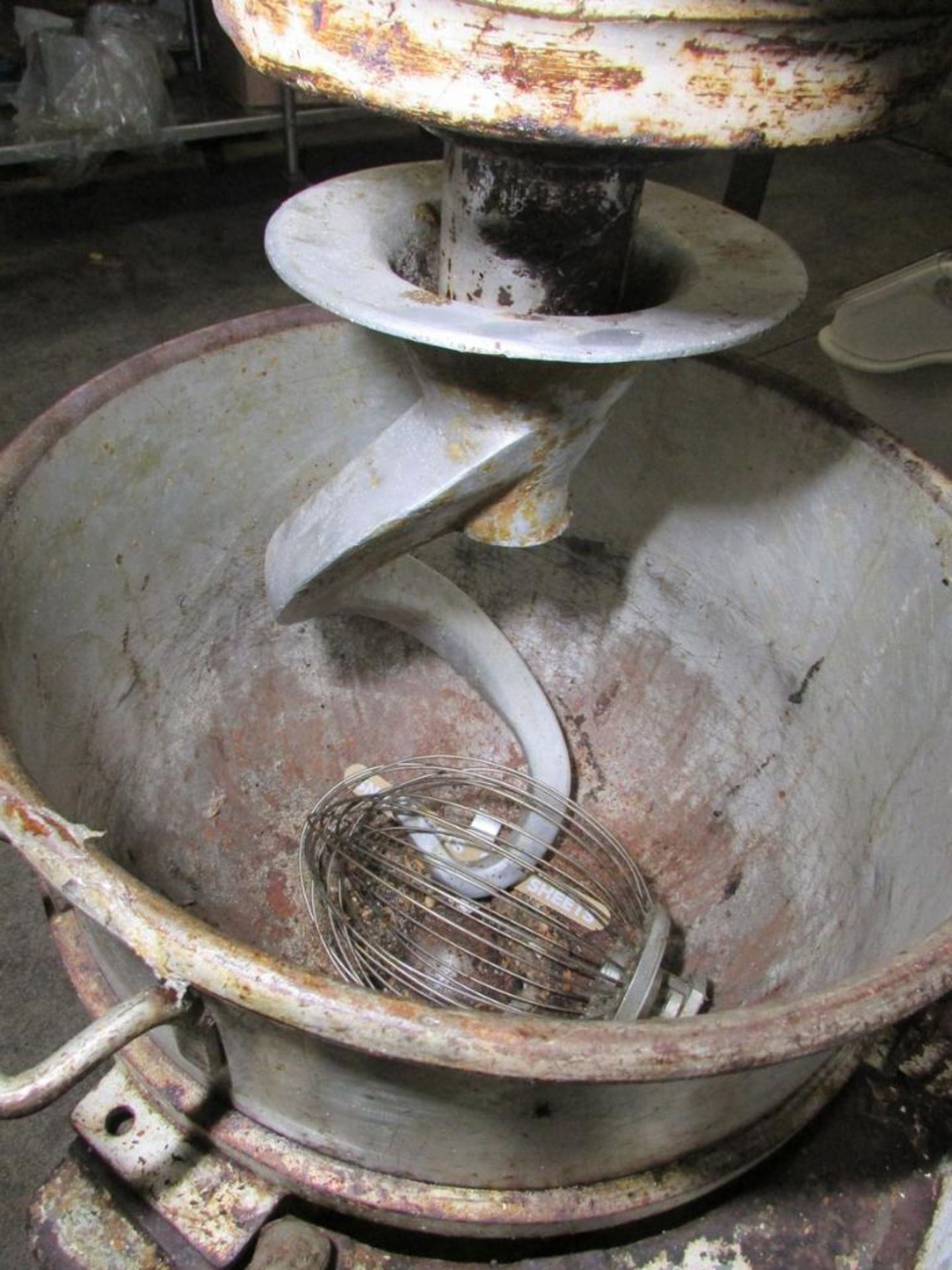 Hobart M-802 80 Quart Commercial Mixer. 20" Diameter x 18" Mixing Bowl, 2HP 220V 60Hz 3PH. S/N- 1837 - Image 5 of 9