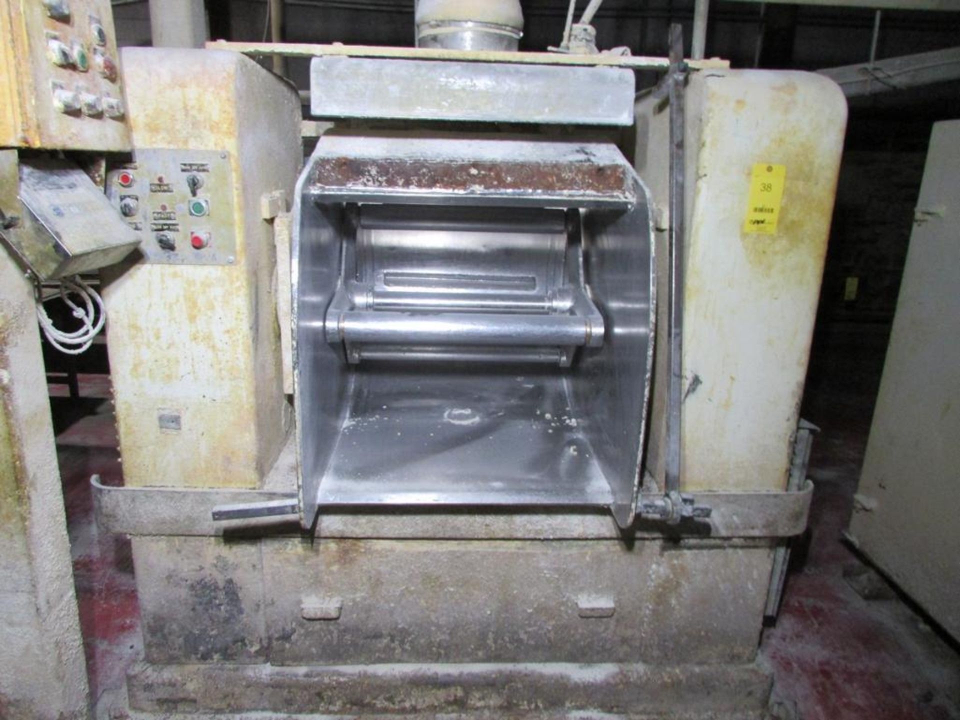 Triumph Horizontal Dough Mixer, Approx 30" Diameter x 28" Mixing Chamber, 3PH - Image 2 of 8