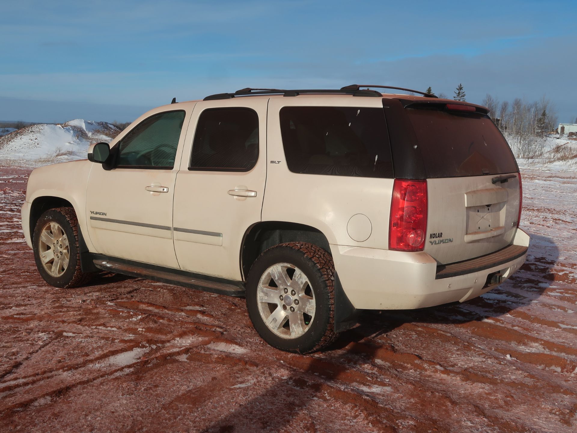 2013 GMC SUV, model Yukon SLT - Image 3 of 3