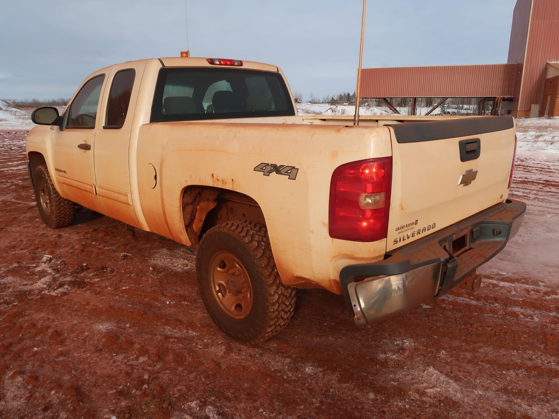 2009 Chevy 4x4 pickup truck, model 2500HD - Image 3 of 3