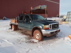 2001 Ford 4x4 flatbed truck, model F250 XLT