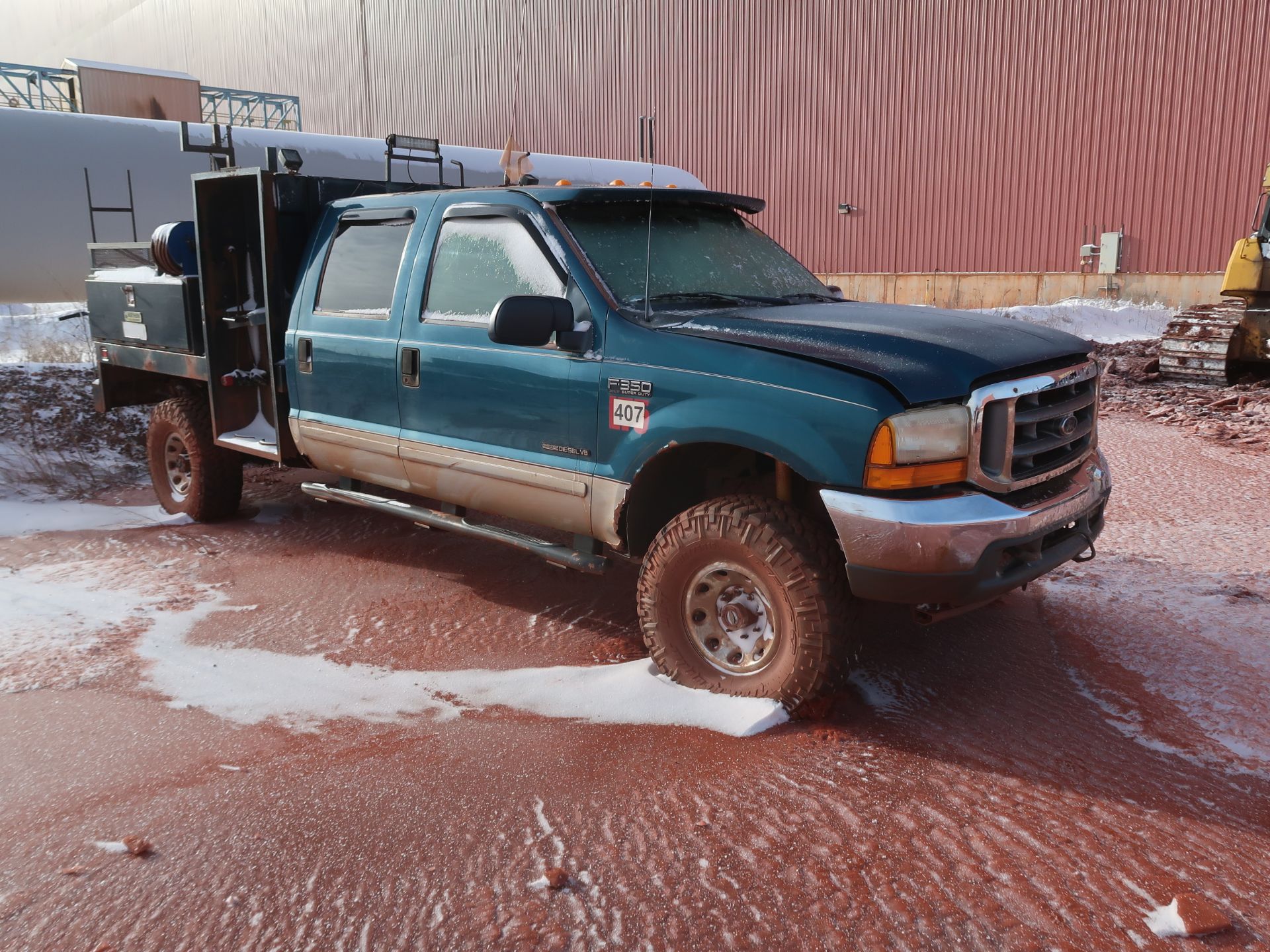 2001 Ford 4x4 flatbed truck, model F350 - Image 2 of 2
