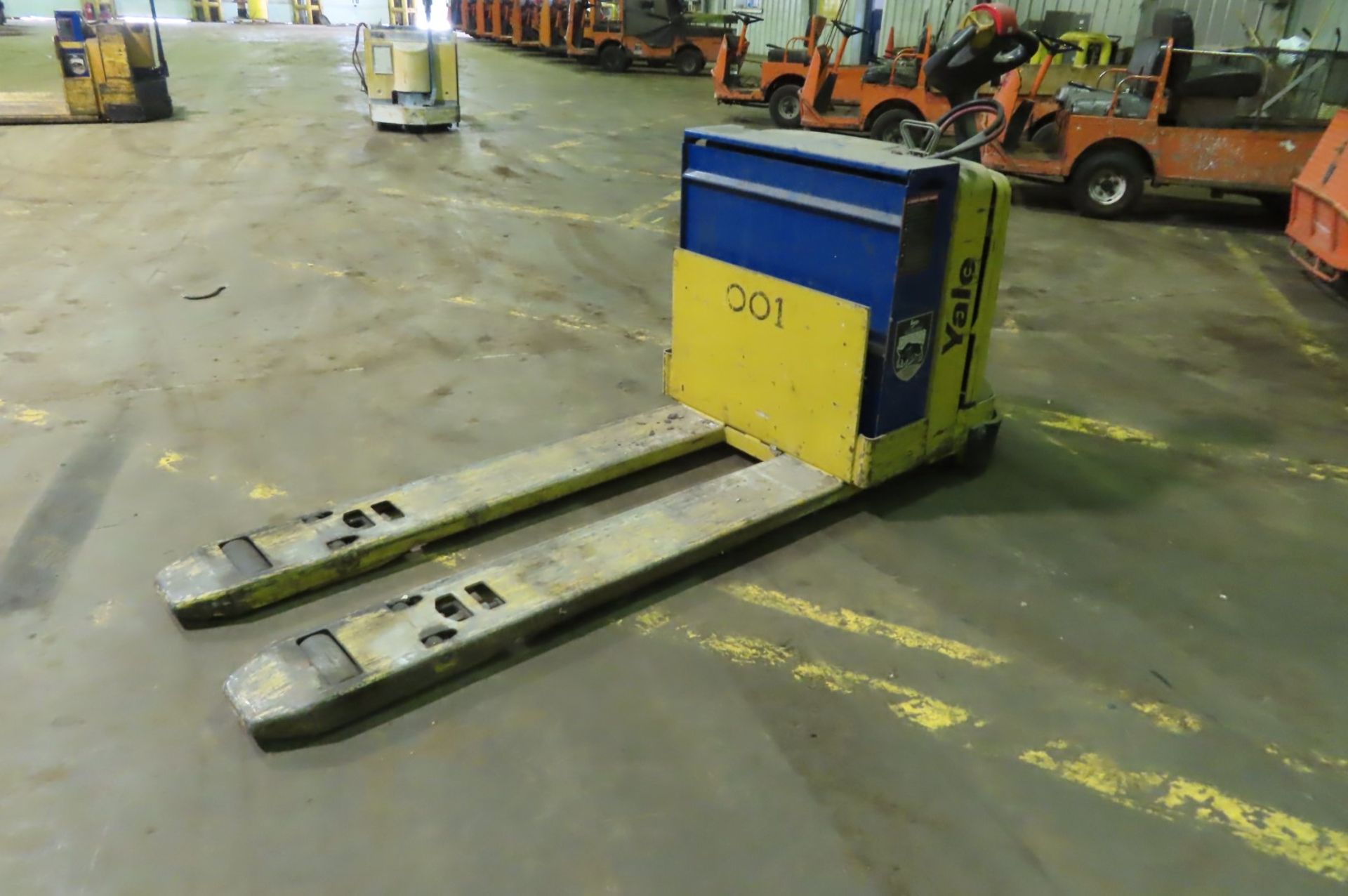 Pallet Mover - Image 2 of 4