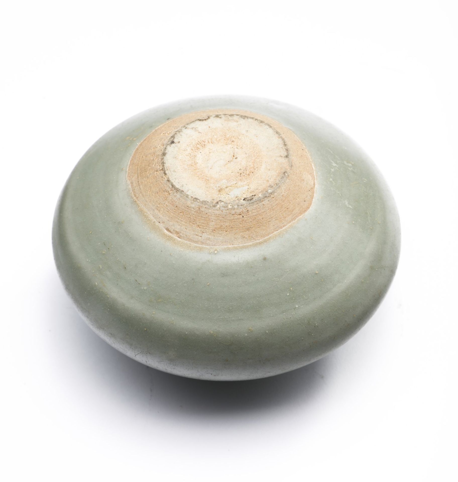 Arte Cinese  Three celadon glazed pottery containers China, Song dynasty (960-1279) . - Bild 8 aus 8