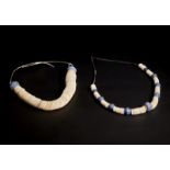 Arte Sud-Est Asiatico Two necklaces in shell and glass pasteThailand, Ban Chiang culture, ca. IV mi