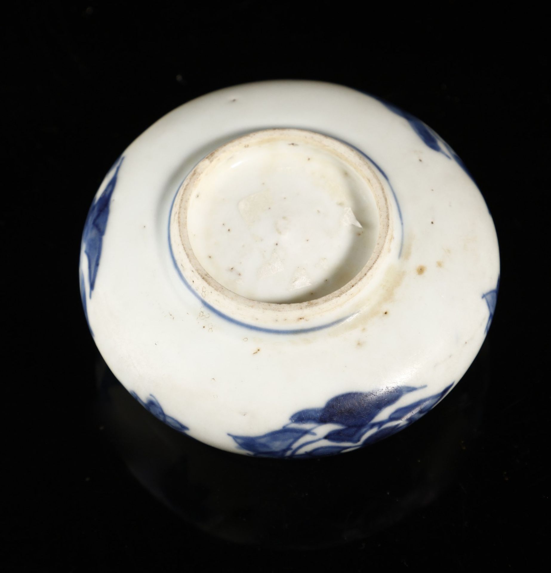 Arte Cinese  A blue and white porcelain brush washer China, Ming dynasty (1368-1644), 17th century . - Bild 5 aus 5