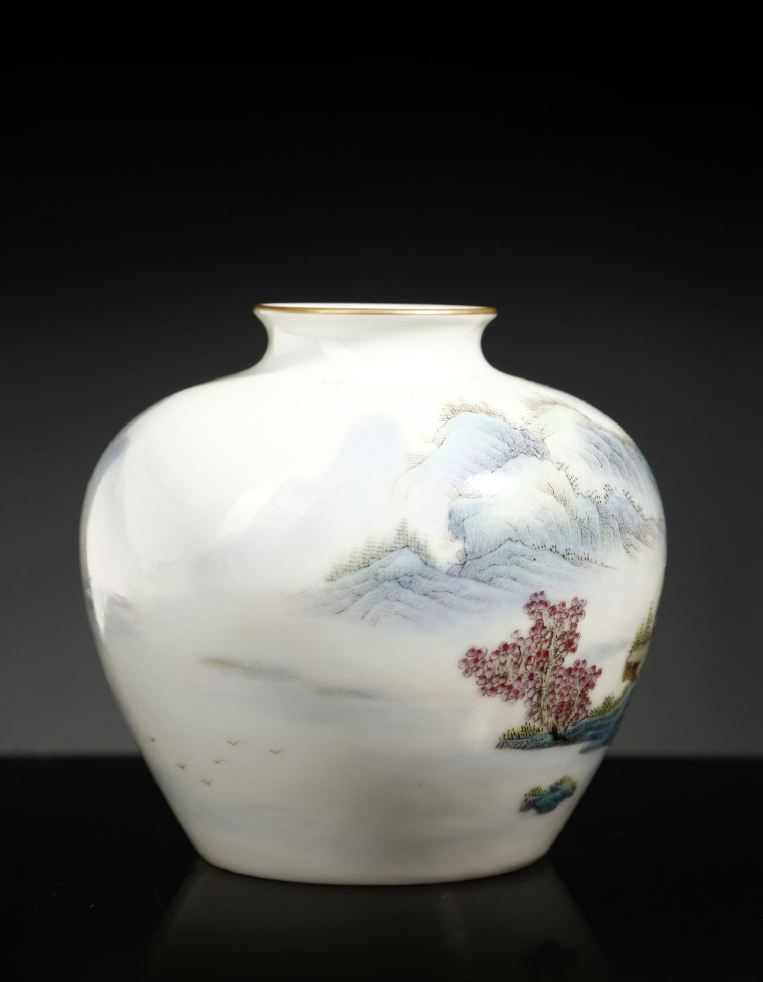 Arte Cinese  A famille rose brush washer painted with landscape China, Qing dynasty, Guangxu mark an - Bild 3 aus 4