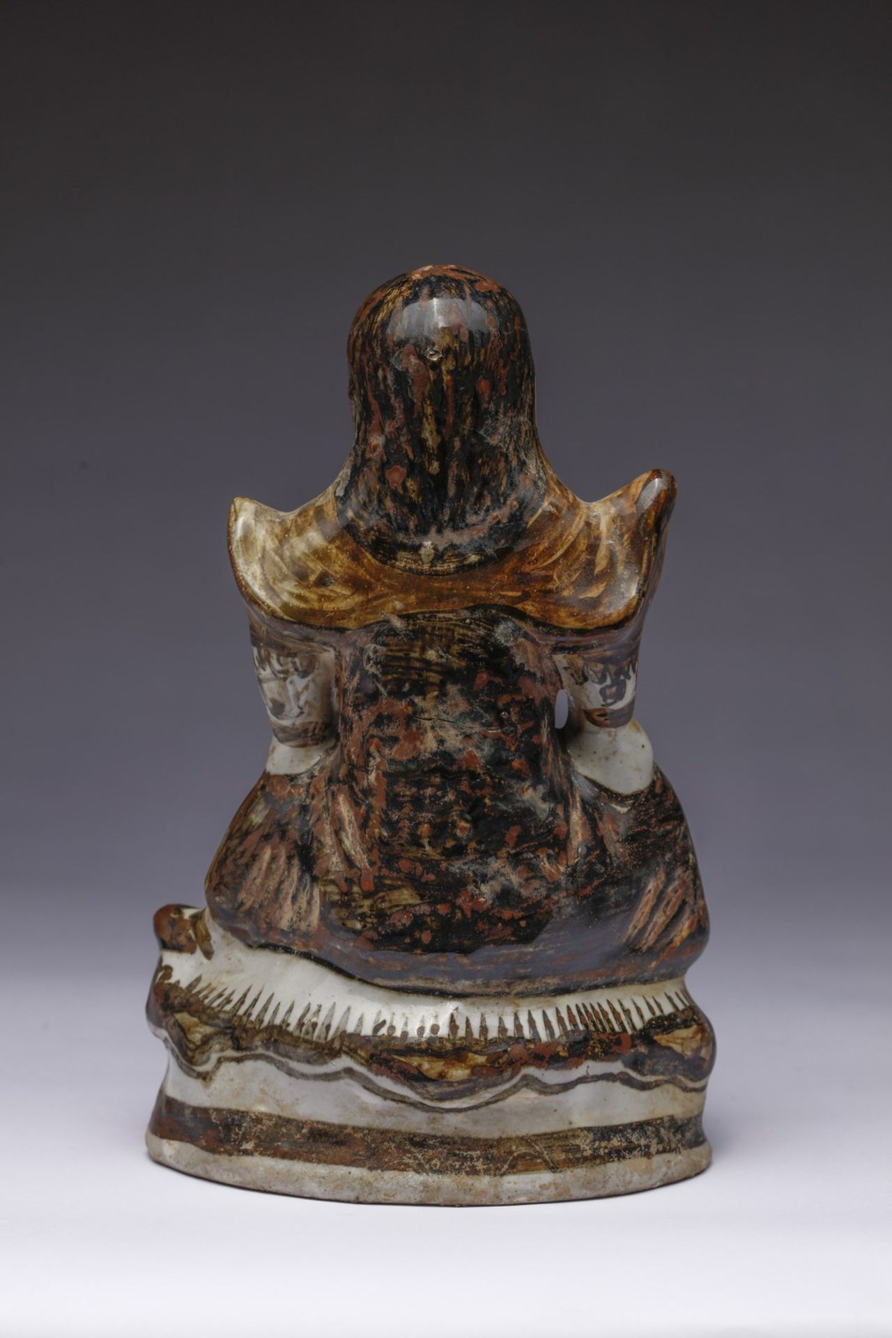 Arte Cinese A Cizhou pottery figure of seated GuandìChina, Qing dynasty, 19th century . - Image 4 of 5