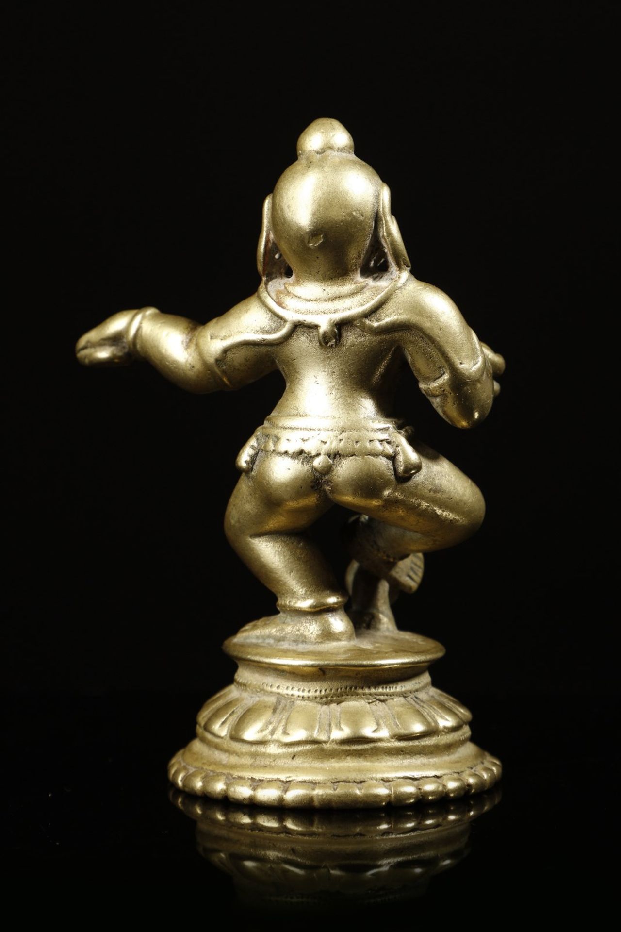 Arte Indiana A brass BalaKrishna figure India, Orissa, 17th century . - Image 3 of 5