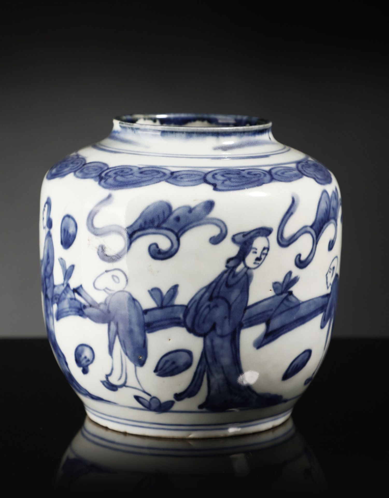 Arte Cinese A blue and white porcelain jar China, Transitional period, 17th century .