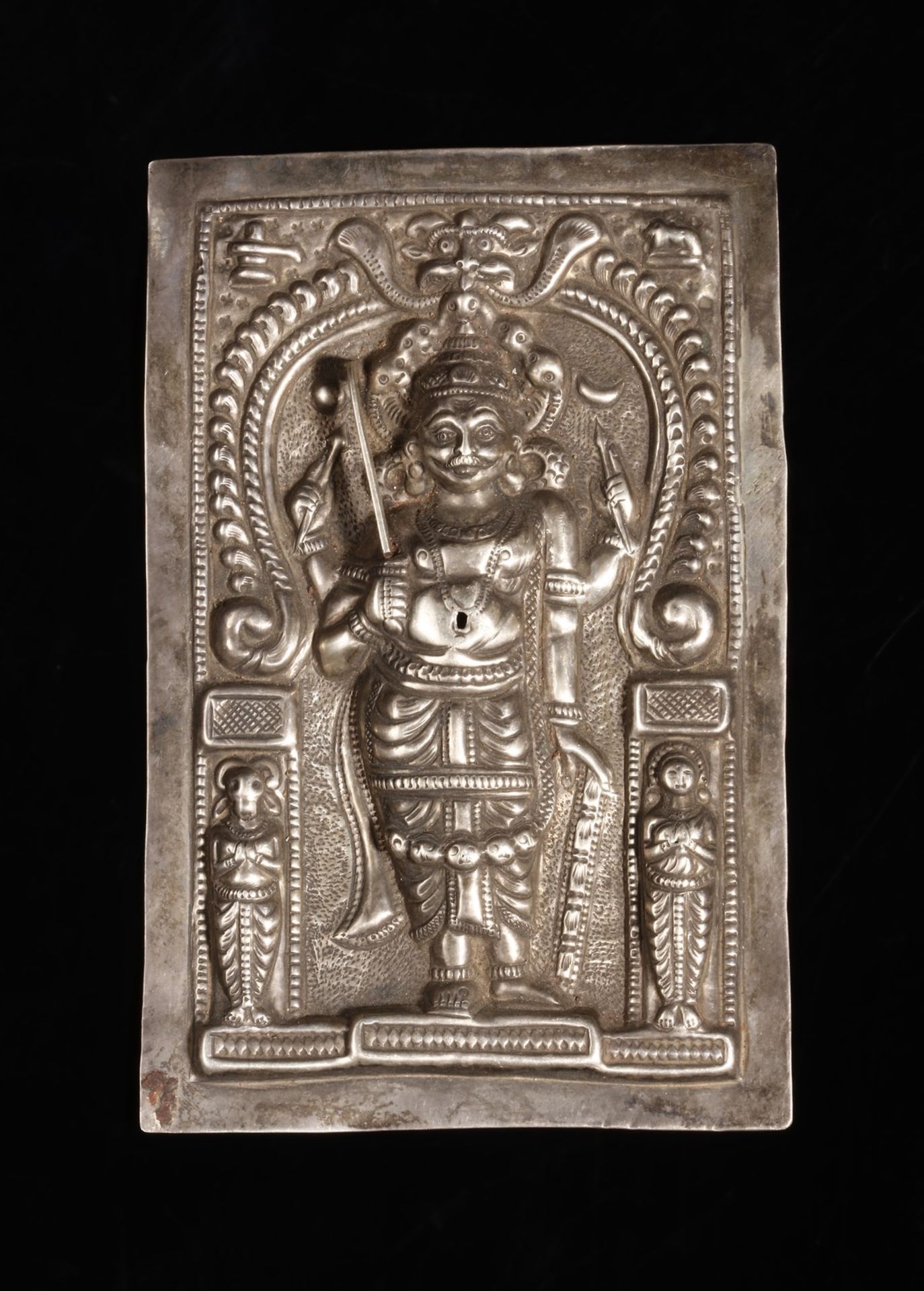 Arte Indiana A silver embossed Virabhadra plaque Southern India, 19th century .