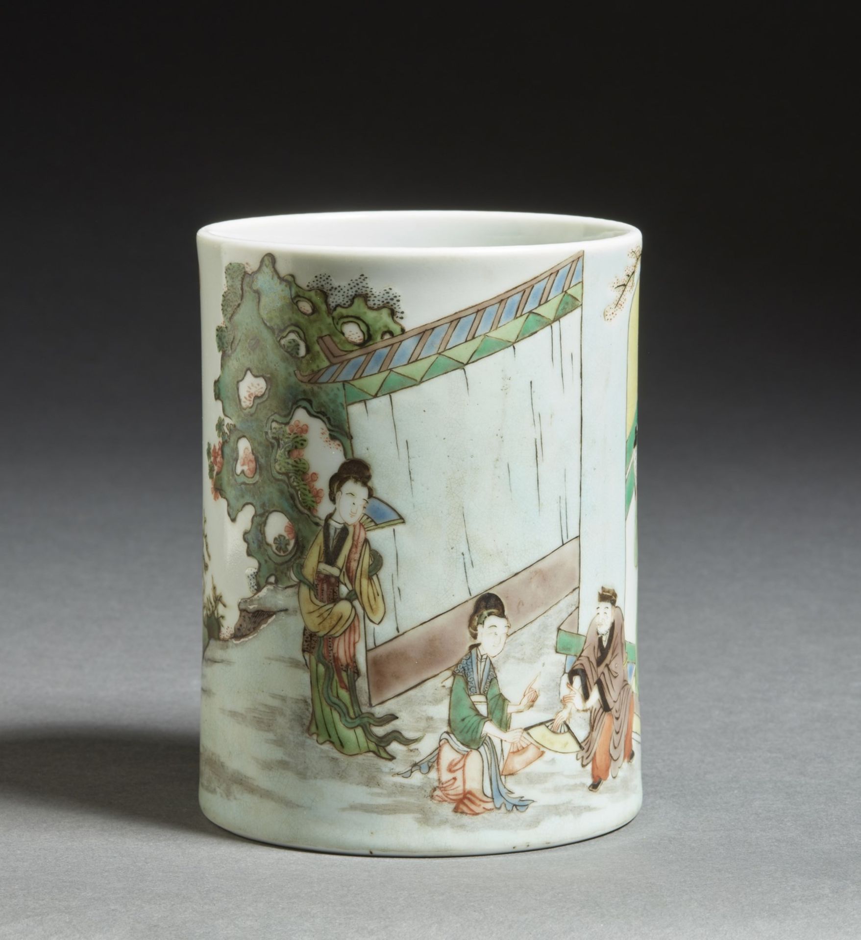 Arte Cinese  A famille verte porcelain brushpot China, 19th century .