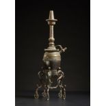 Arte Indiana A copper and coconut water pipe (huqqa) India, 19th century .