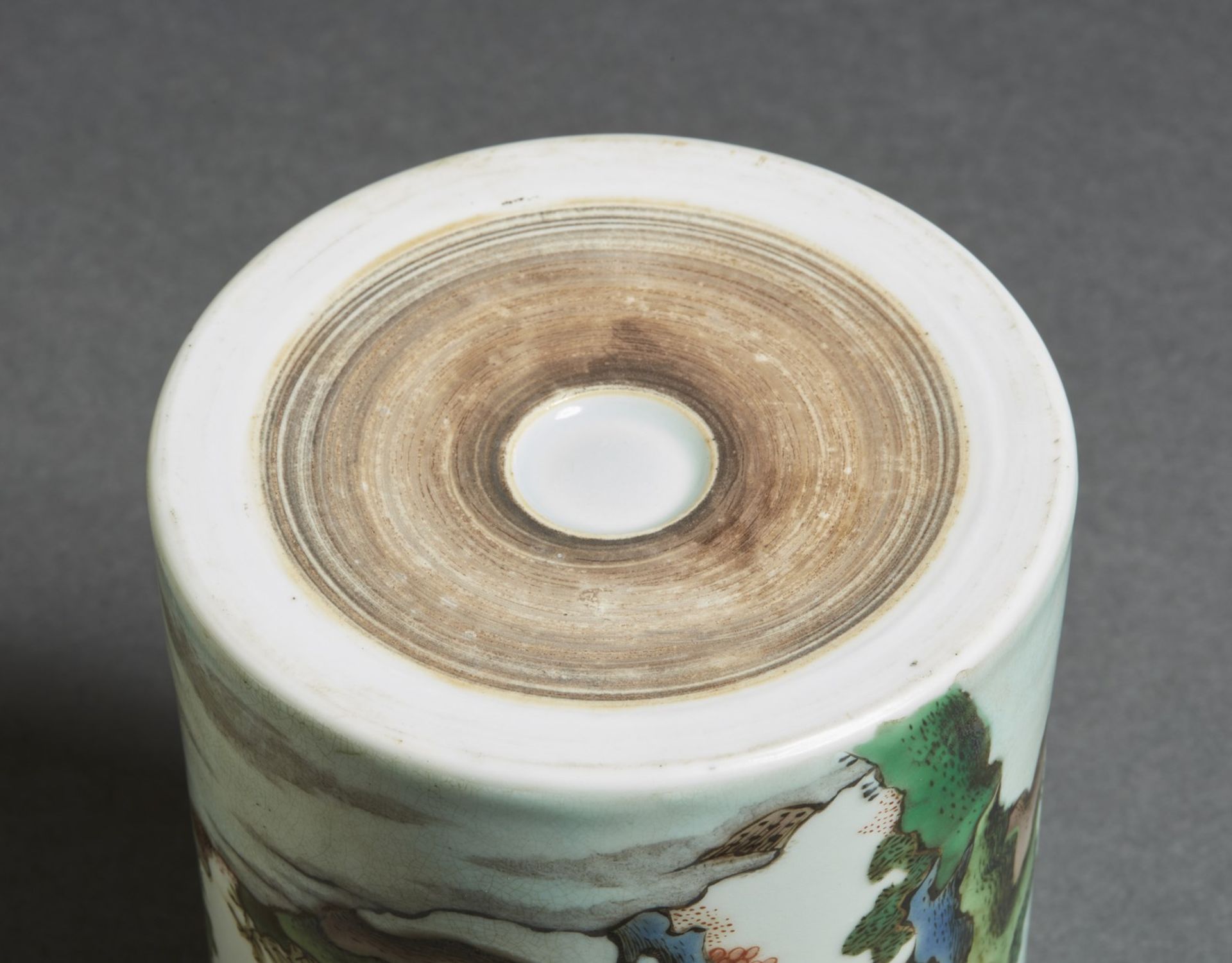 Arte Cinese  A famille verte porcelain brushpot China, 19th century . - Bild 3 aus 3