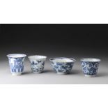 A group of four blue and white porcelain bowl and cups China, Qing dynasty, early 17th century Cm