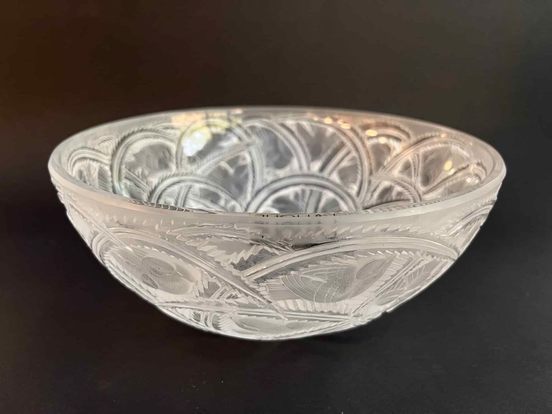 LALIQUE - COUPE CIRCULAIRE DÉCOR D'OISEAUX