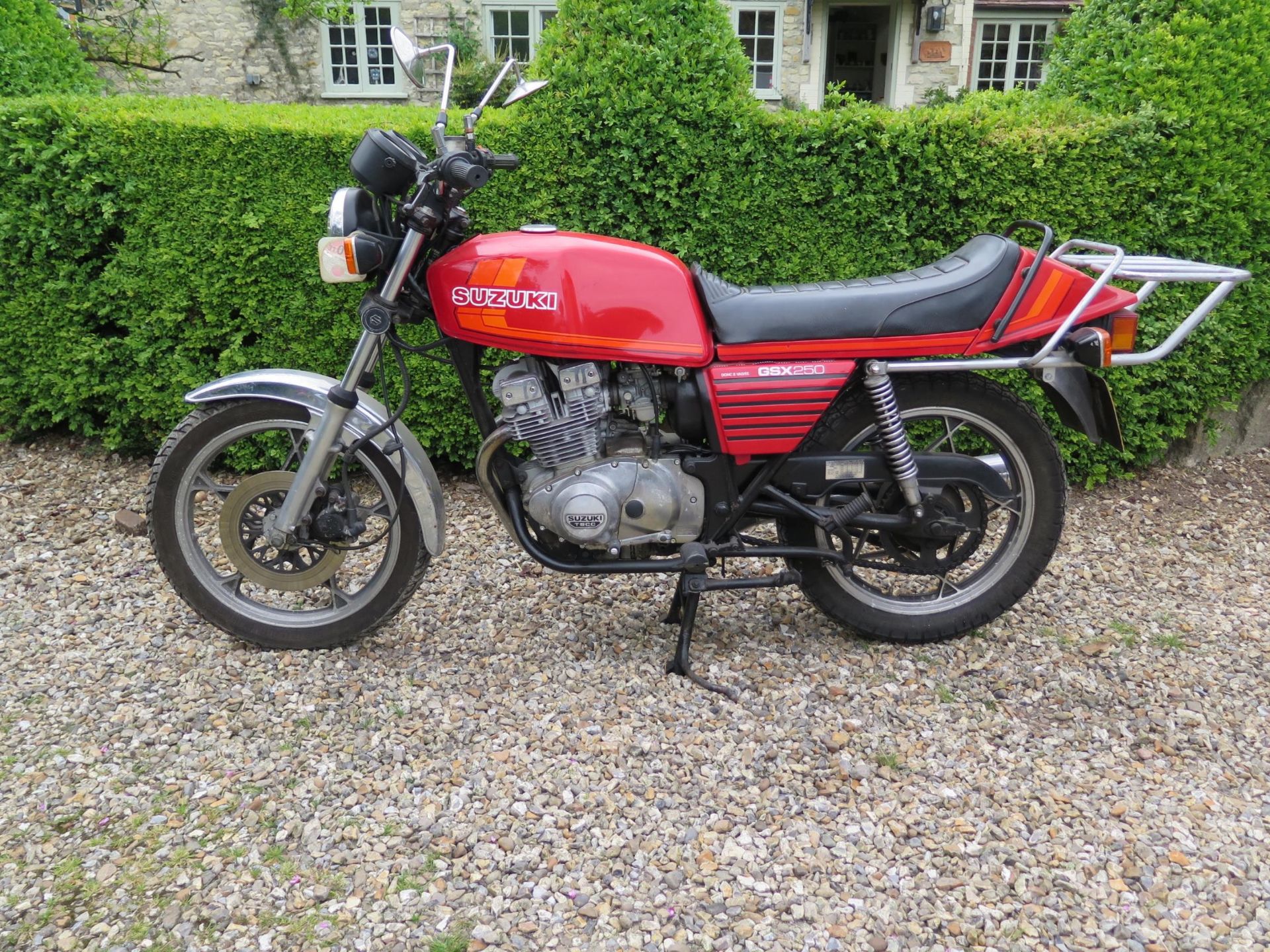 1981 Suzuki GSX 250 Being sold without reserve Registration number MDW 748X Frame number GS 25X - Image 6 of 9