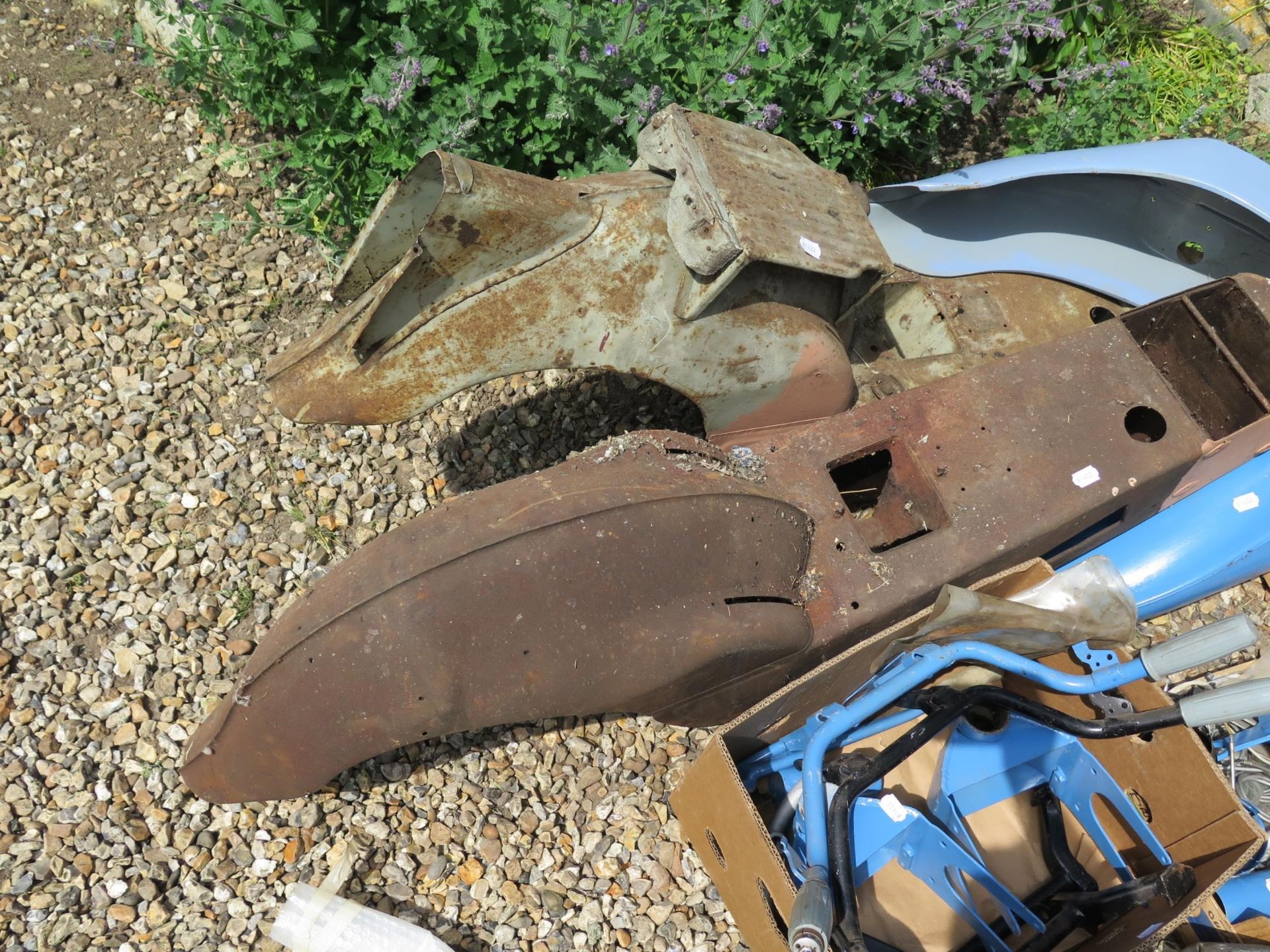 Velocette LE Project Being sold without reserve Many parts from two machines - Image 7 of 8