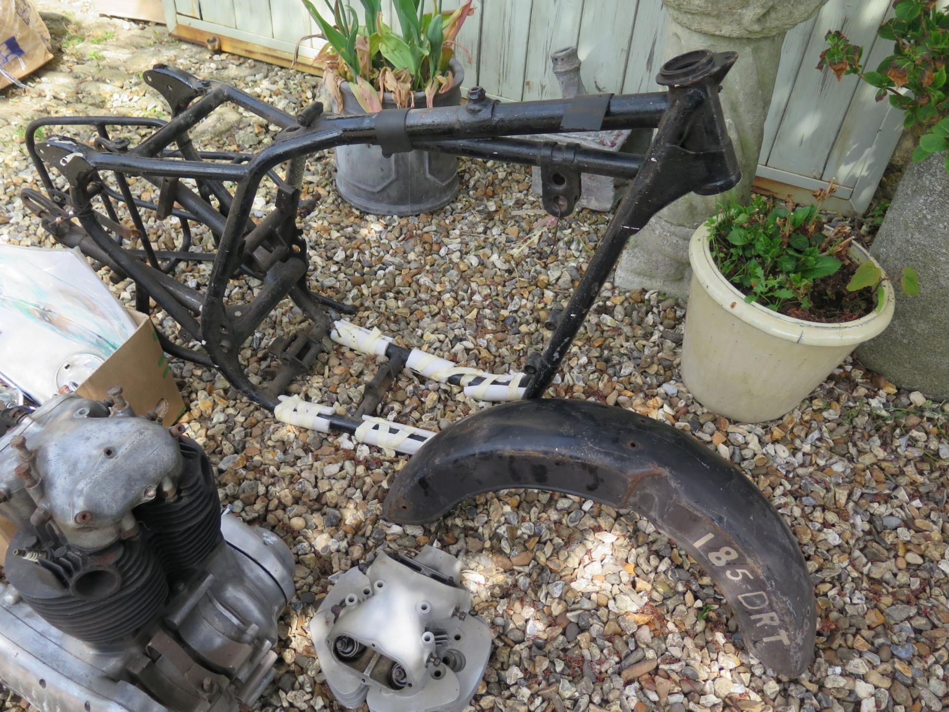 BSA A10 Project Being sold without reserve Incomplete No registration - Image 4 of 5